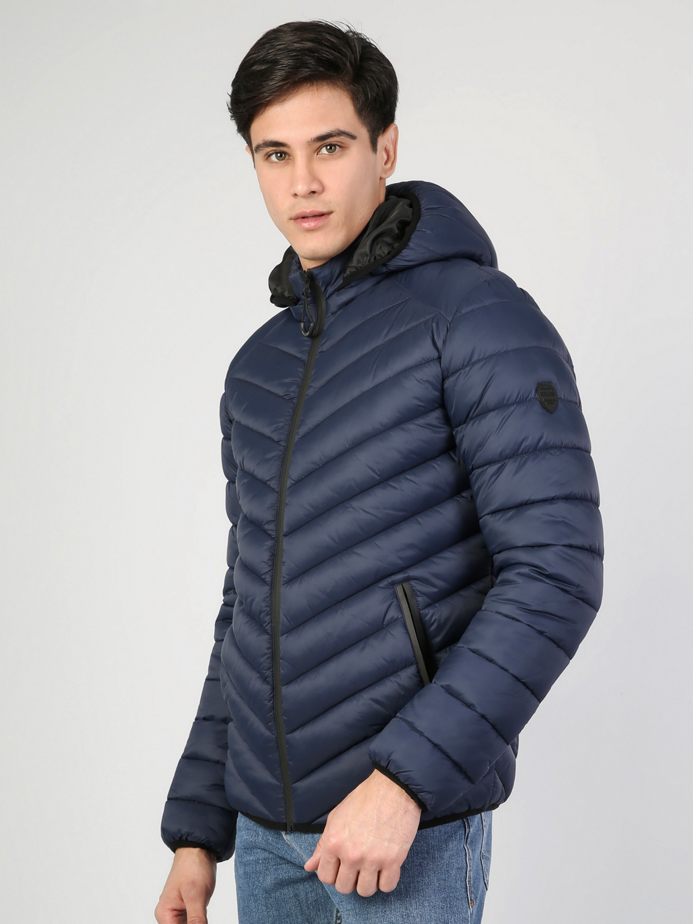 Куртки та дублянки Colin’s модель CL1021308NAV Куртки та дублянки Colin’s модель CL1021308NAV Фото