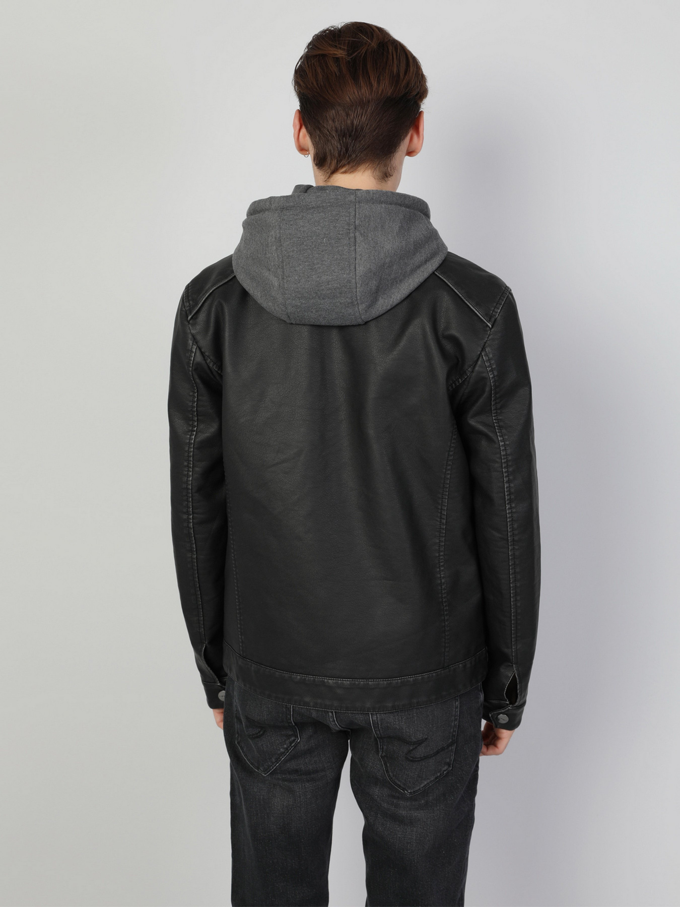 Куртки та дублянки Colin’s модель CL1047272BLK Куртки та дублянки Colin’s модель CL1047272BLK Фото