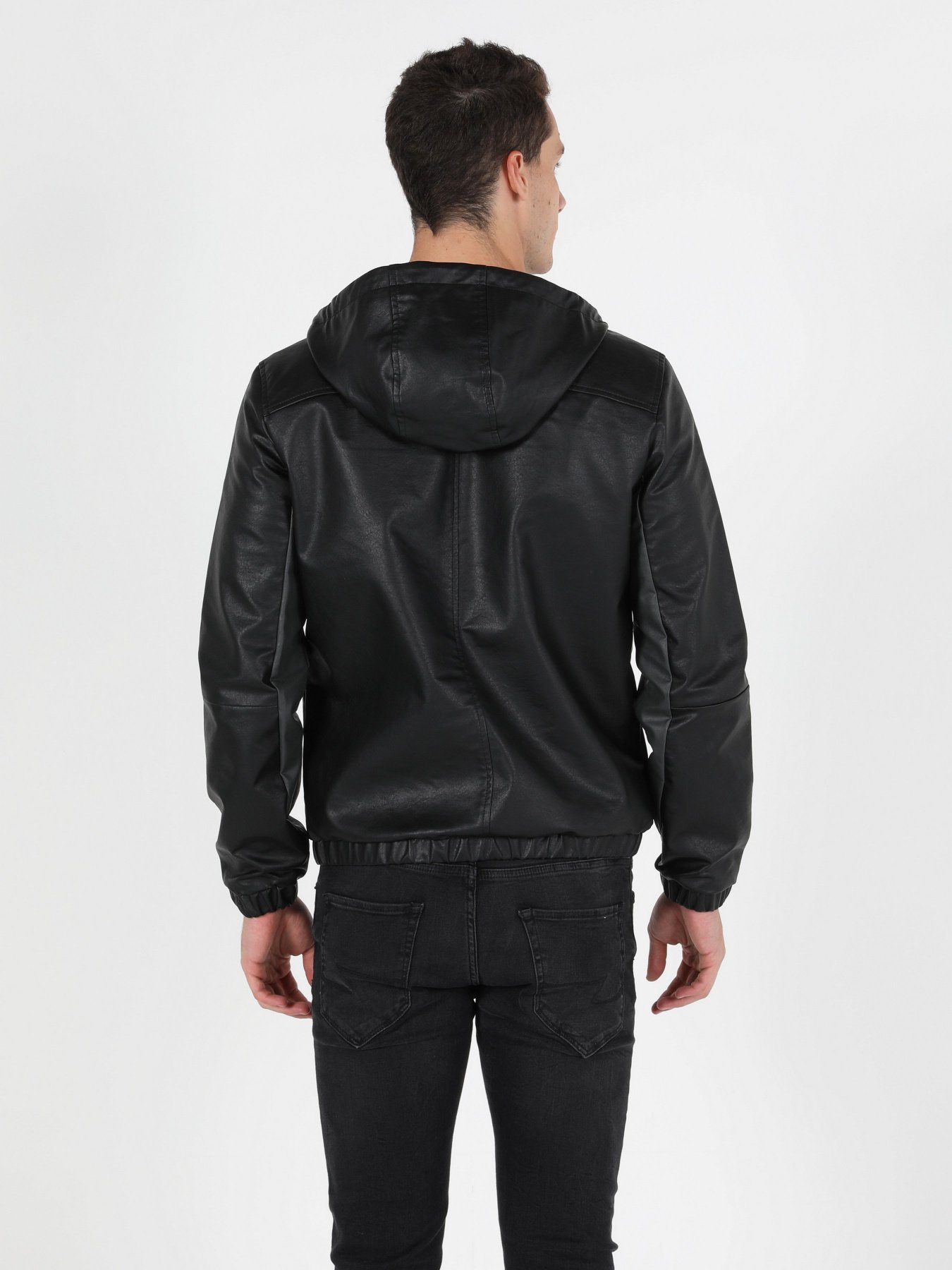 Куртки та дублянки Colin’s модель CL1050094BLK Куртки та дублянки Colin’s модель CL1050094BLK Фото