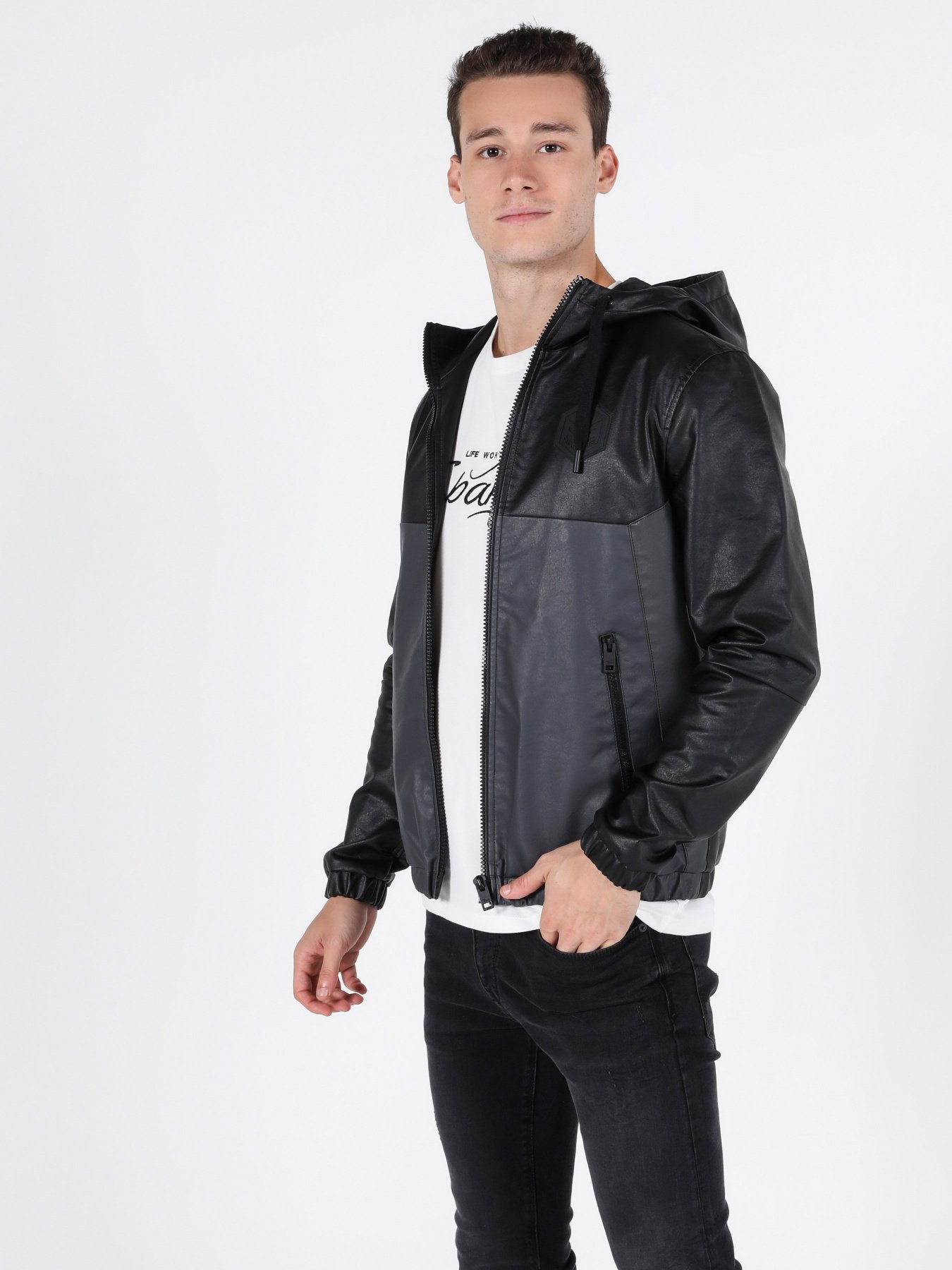 Куртки та дублянки Colin’s модель CL1050094BLK Куртки та дублянки Colin’s модель CL1050094BLK Фото
