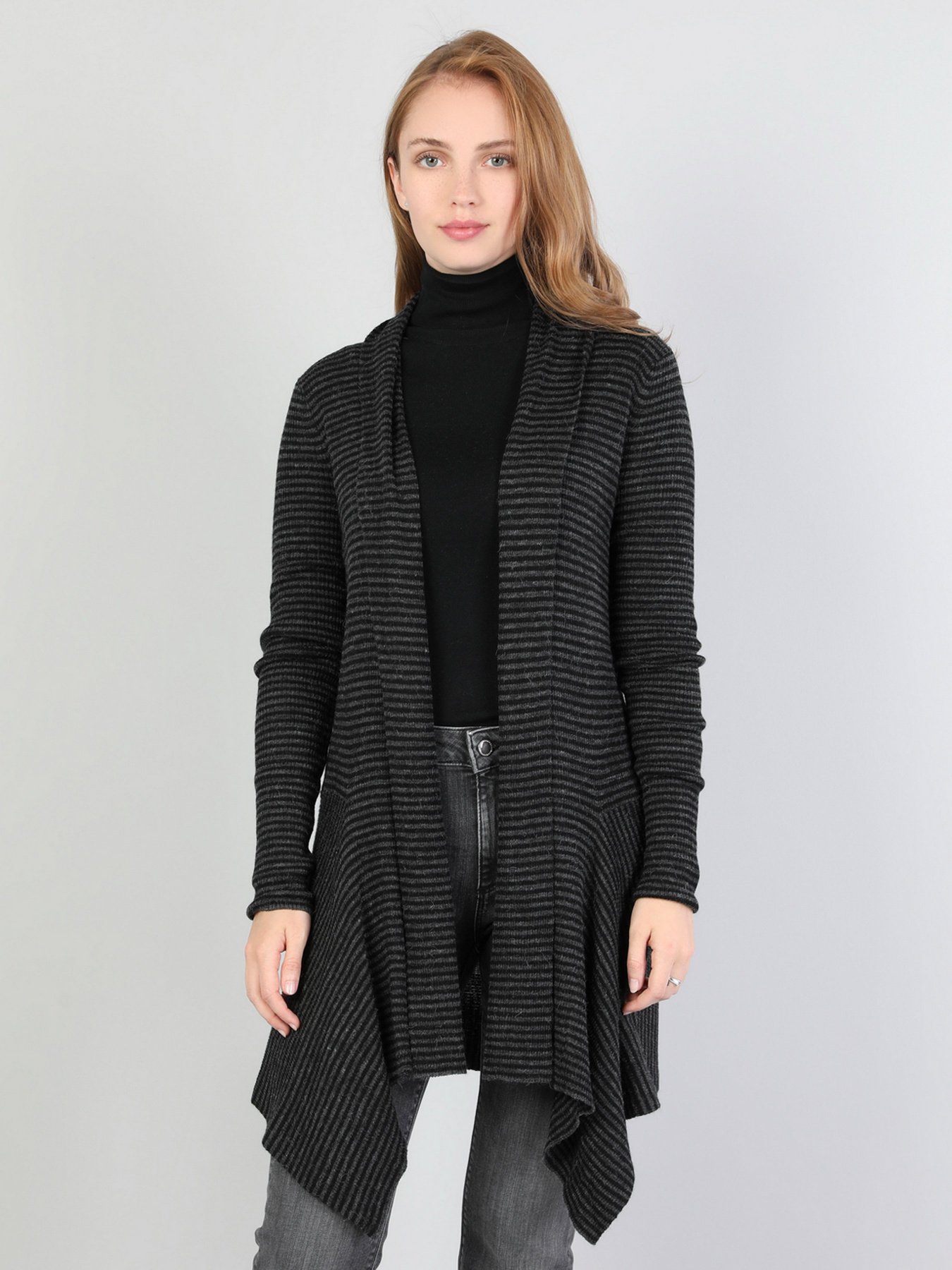Свитры и кардиганы Colin’s модель CL1044880BLK Фото