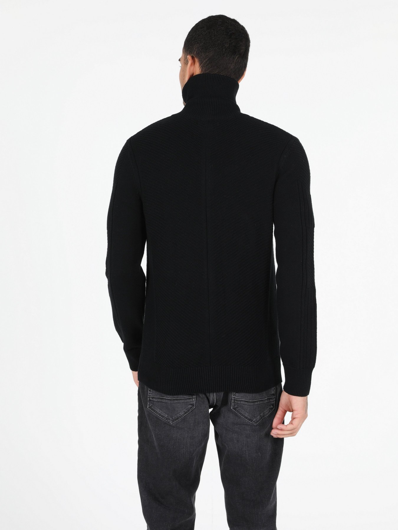 Светри та кардигани Colin’s модель CL1051630BLK Фото