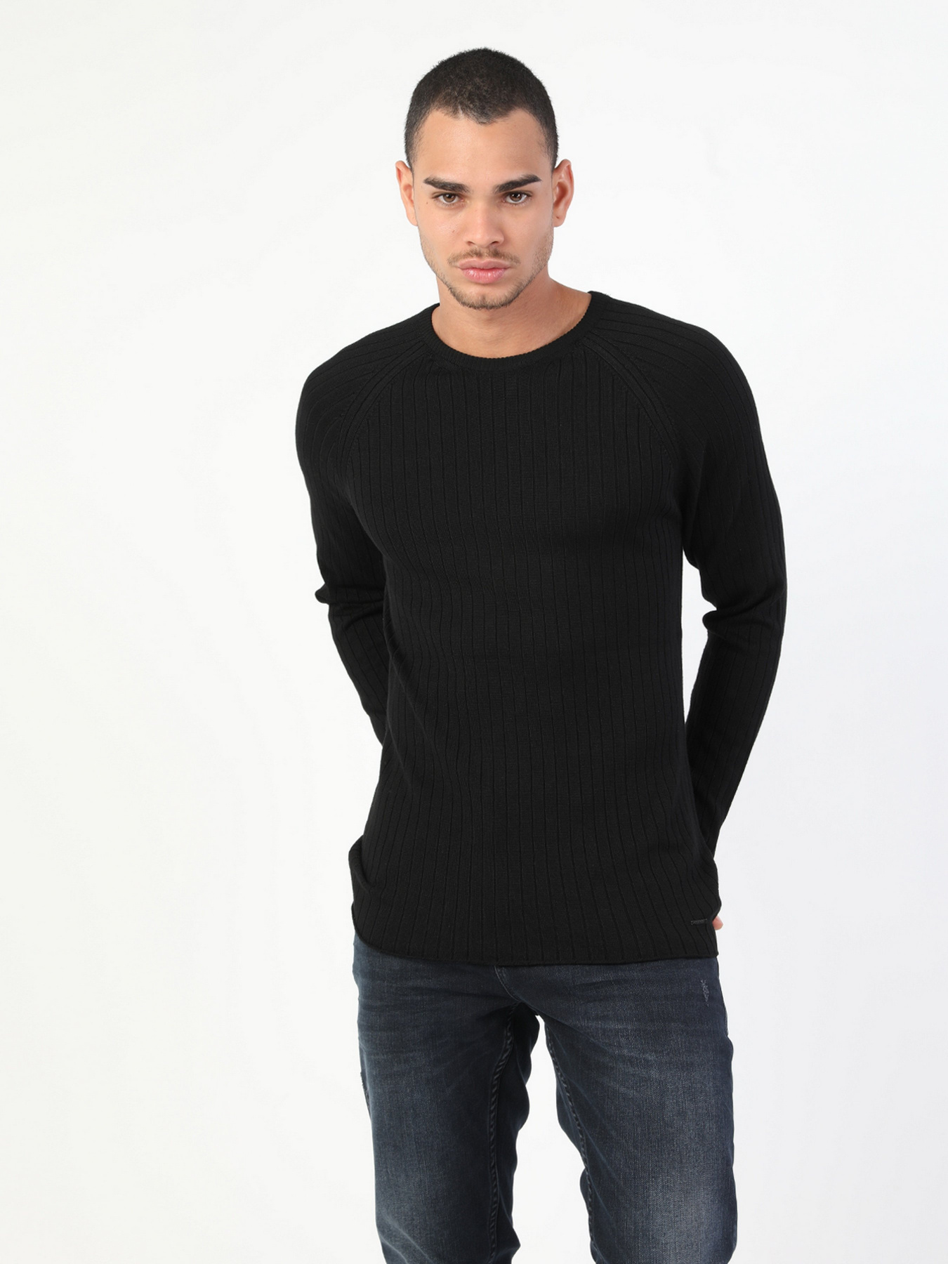 Светри та кардигани Colin’s модель CL1047125BLK Фото