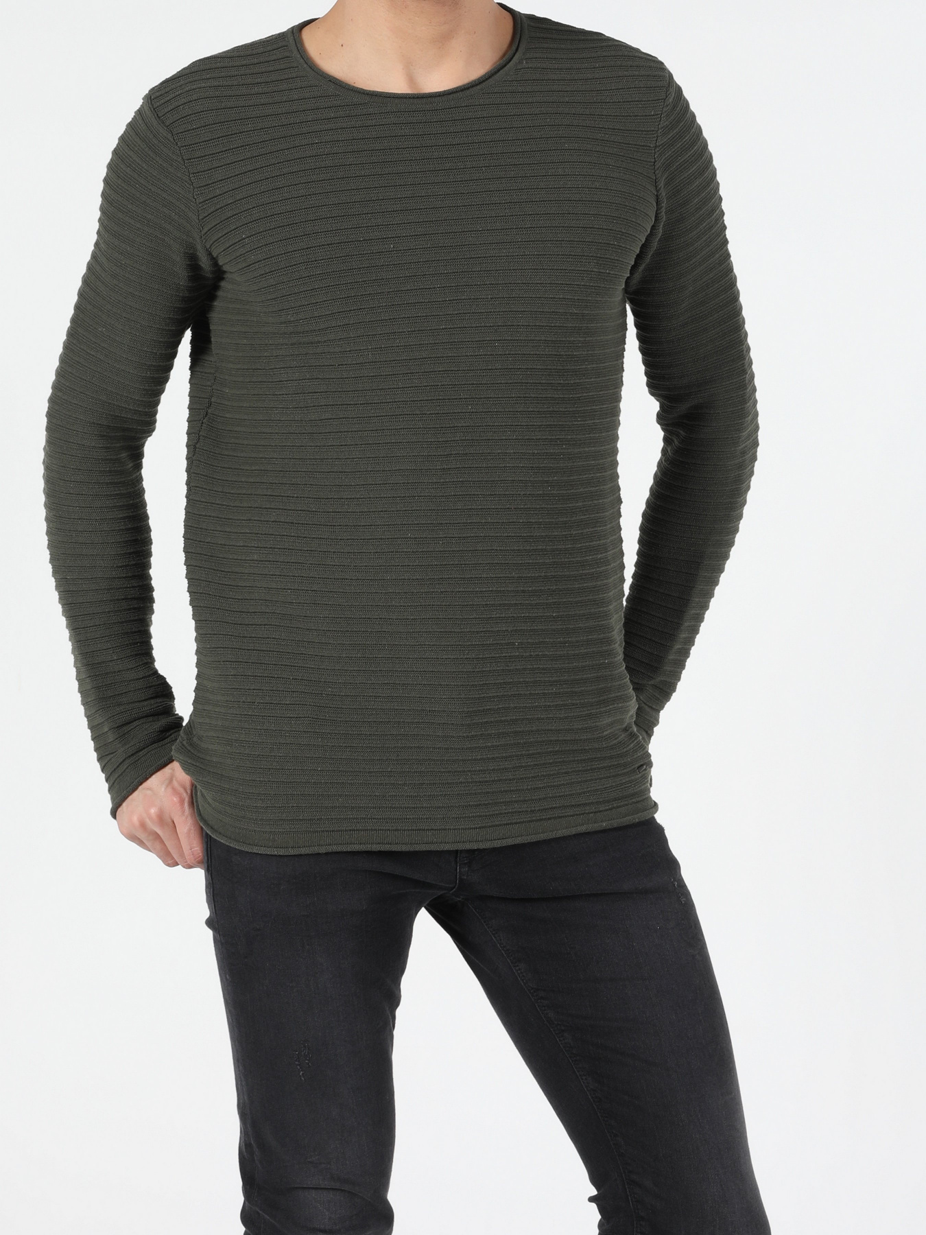 Светри та кардигани Colin’s модель CL1052362KHA Светри та кардигани Colin’s модель CL1052362KHA Фото
