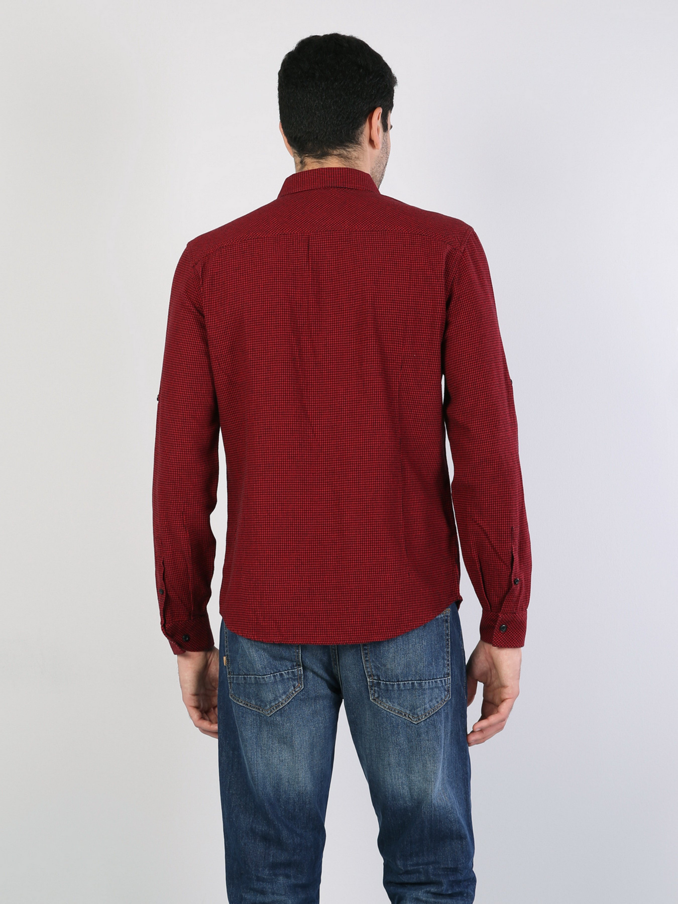 Сорочки Colin’s модель CL1034901RED Сорочки Colin’s модель CL1034901RED Фото