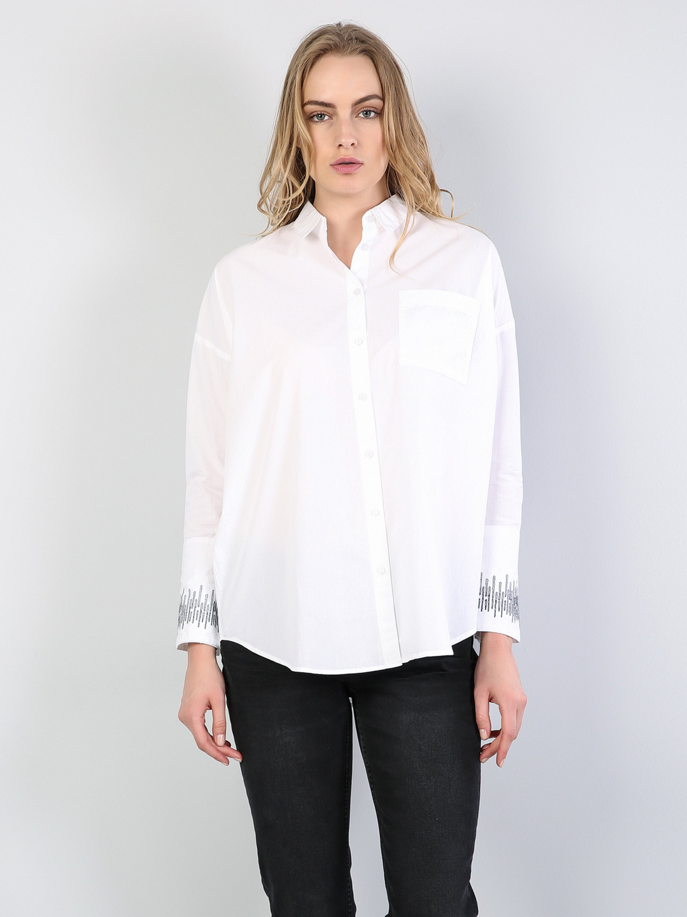 Сорочки Colin’s модель CL1035497WHT Сорочки Colin’s модель CL1035497WHT Фото