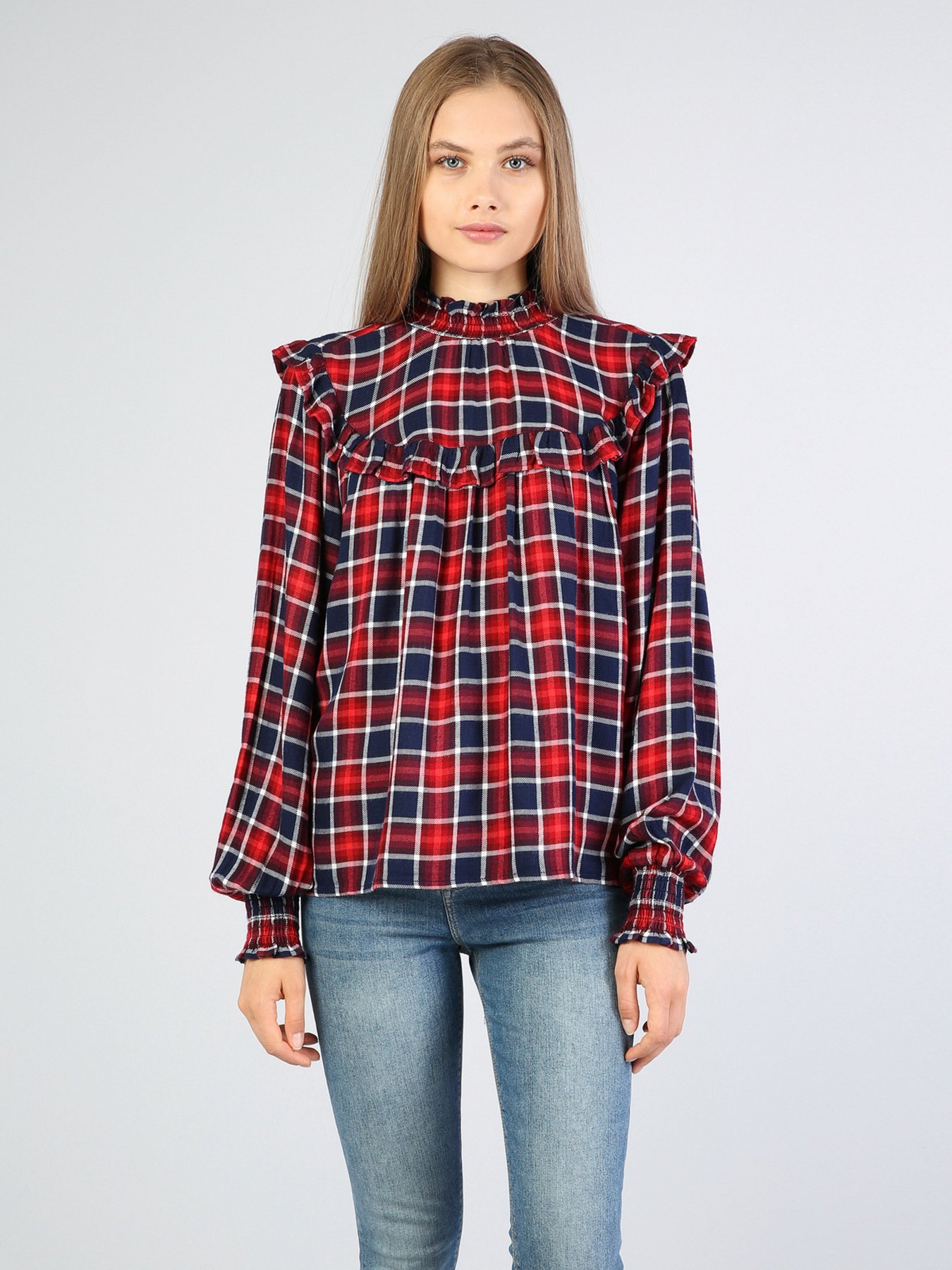 Сорочки Colin’s модель CL1036250RED Сорочки Colin’s модель CL1036250RED Фото