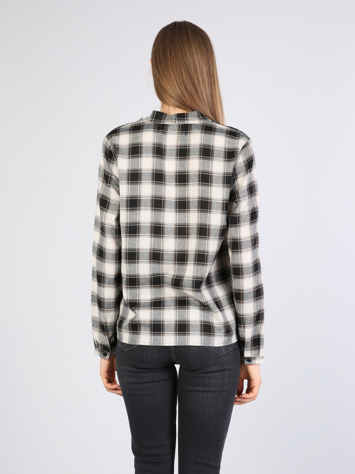 Сорочки Colin’s модель CL1036255BLK Сорочки Colin’s модель CL1036255BLK Фото