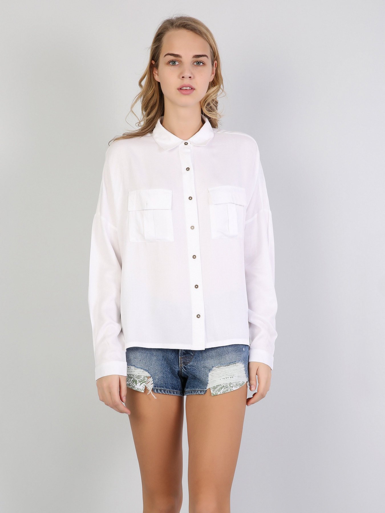 Сорочки Colin’s модель CL1042202WHT Сорочки Colin’s модель CL1042202WHT Фото