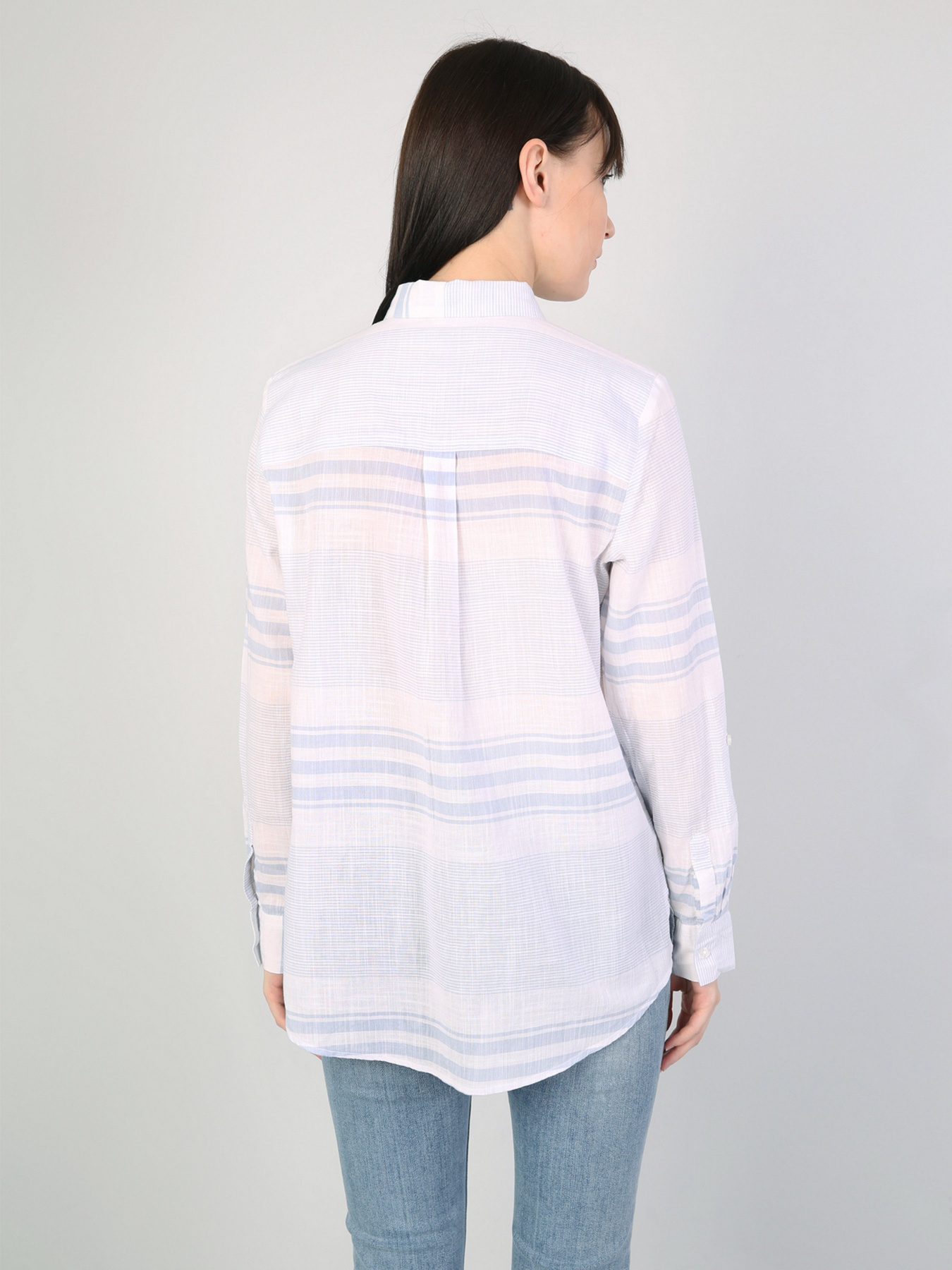 Сорочки Colin’s модель CL1043275WHT Сорочки Colin’s модель CL1043275WHT Фото