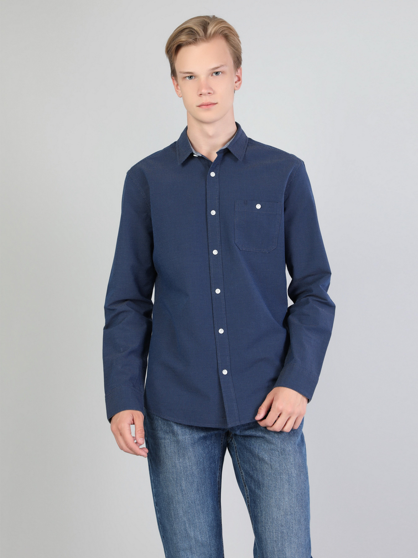 Рубашки Colin’s модель CL1044232BLU Рубашки Colin’s модель CL1044232BLU Фото