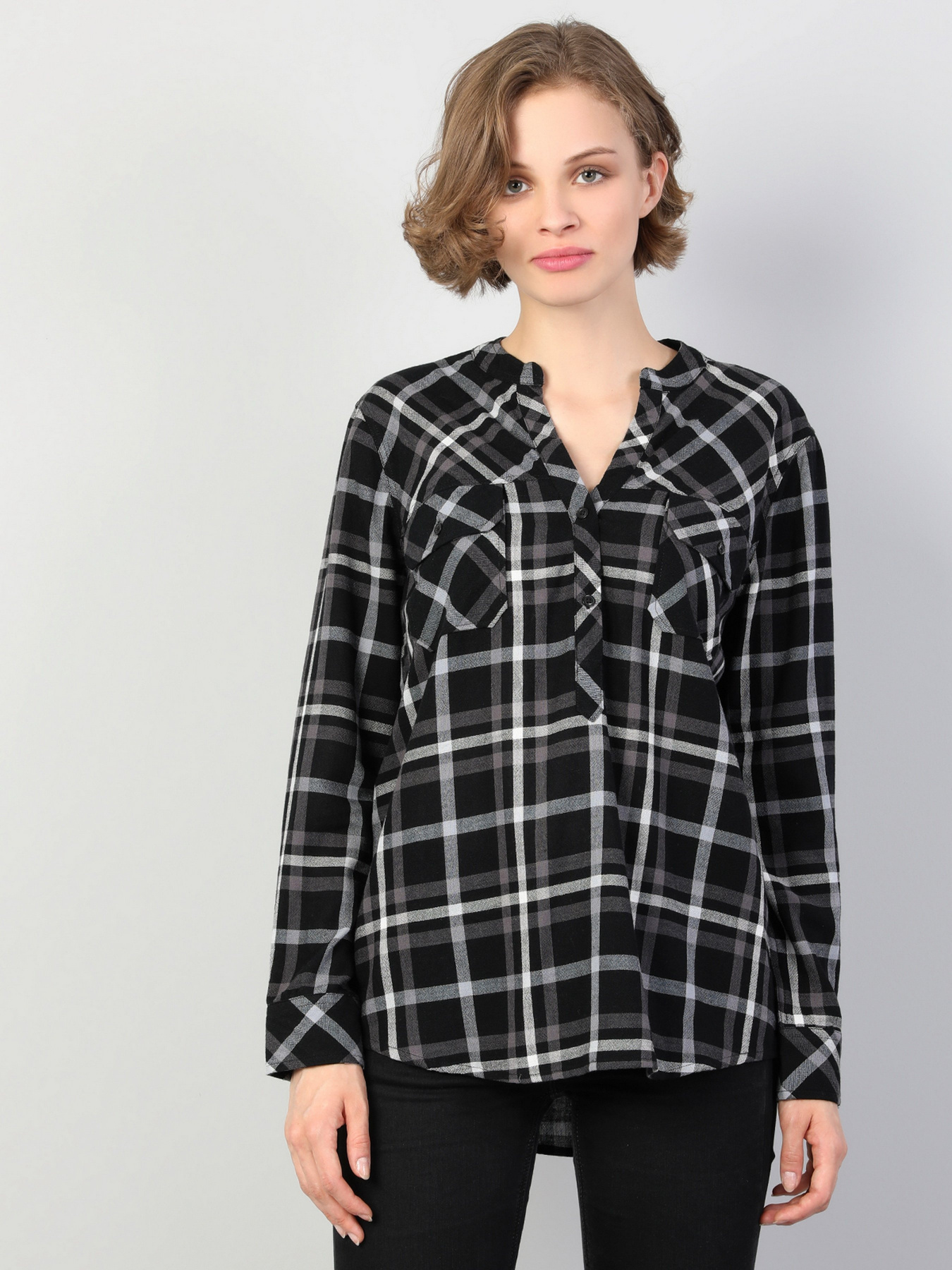 Сорочки Colin’s модель CL1044444BLK Сорочки Colin’s модель CL1044444BLK Фото