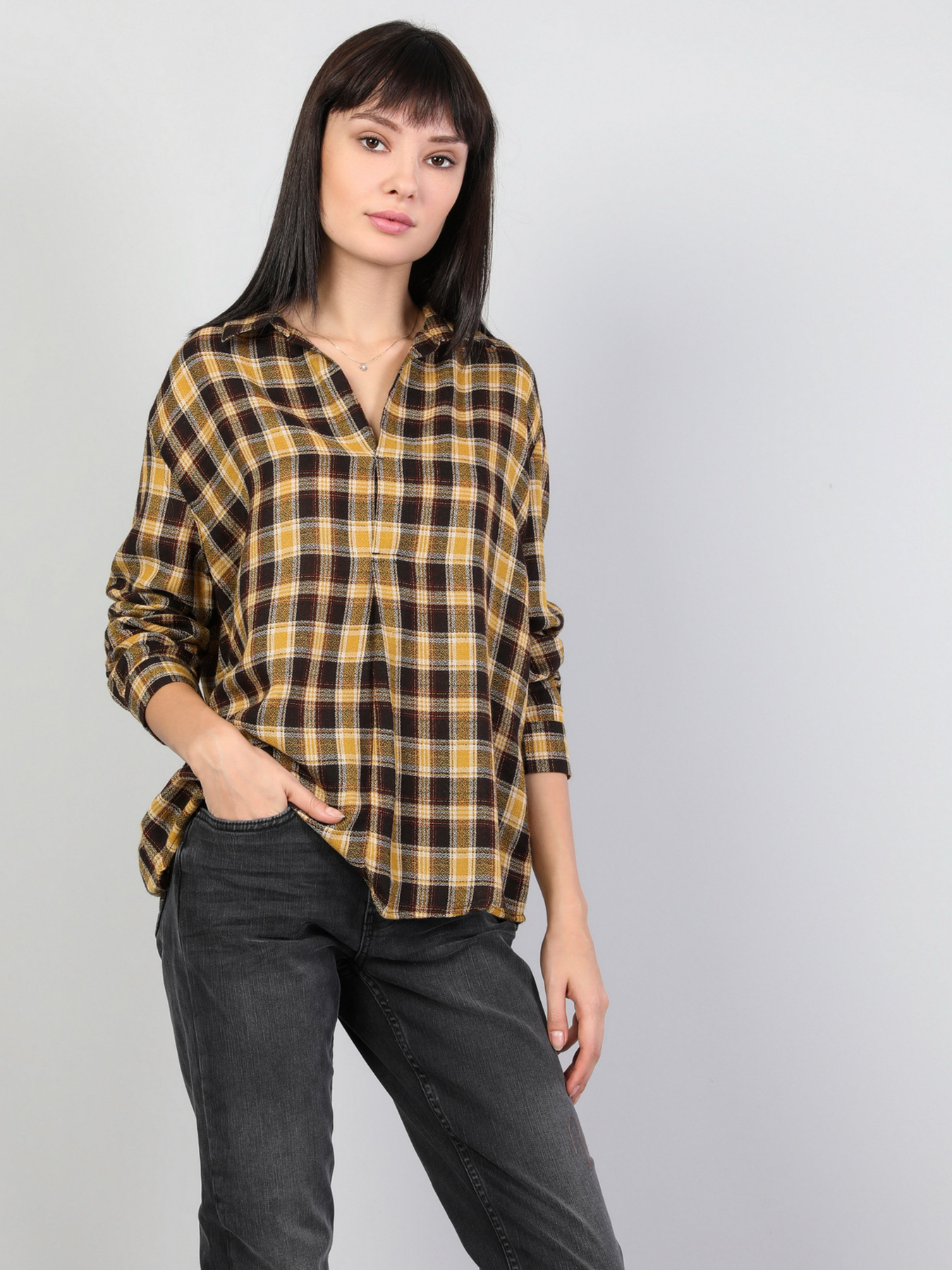 Сорочки Colin’s модель CL1045588YLS Сорочки Colin’s модель CL1045588YLS Фото