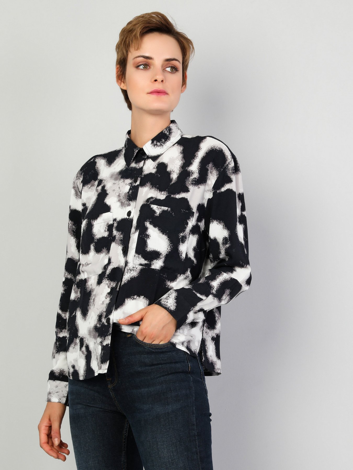 Сорочки Colin’s модель CL1047130BLK Сорочки Colin’s модель CL1047130BLK Фото