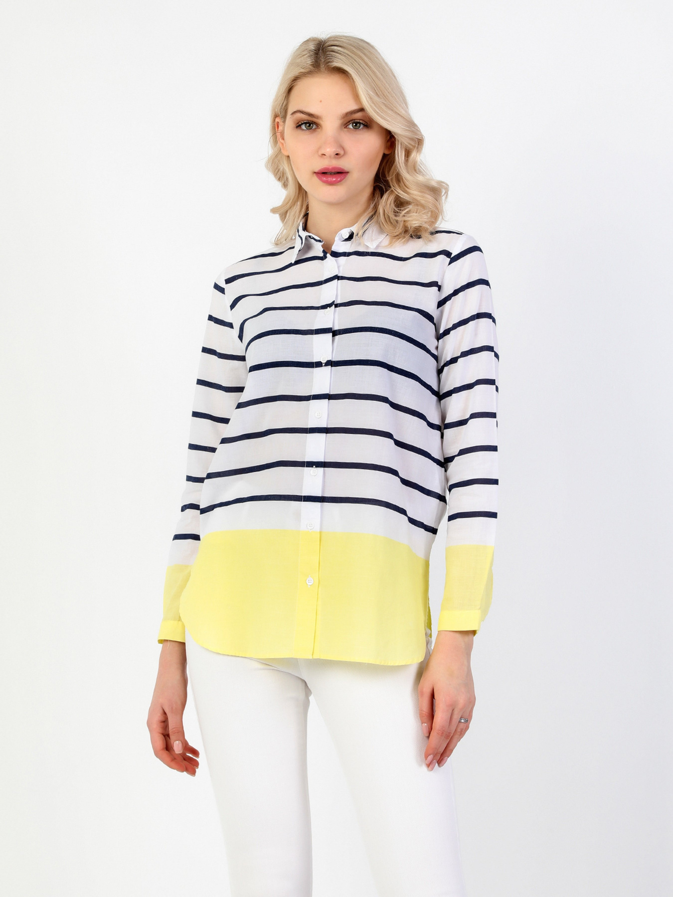 Сорочки Colin’s модель CL1047161WHT Сорочки Colin’s модель CL1047161WHT Фото
