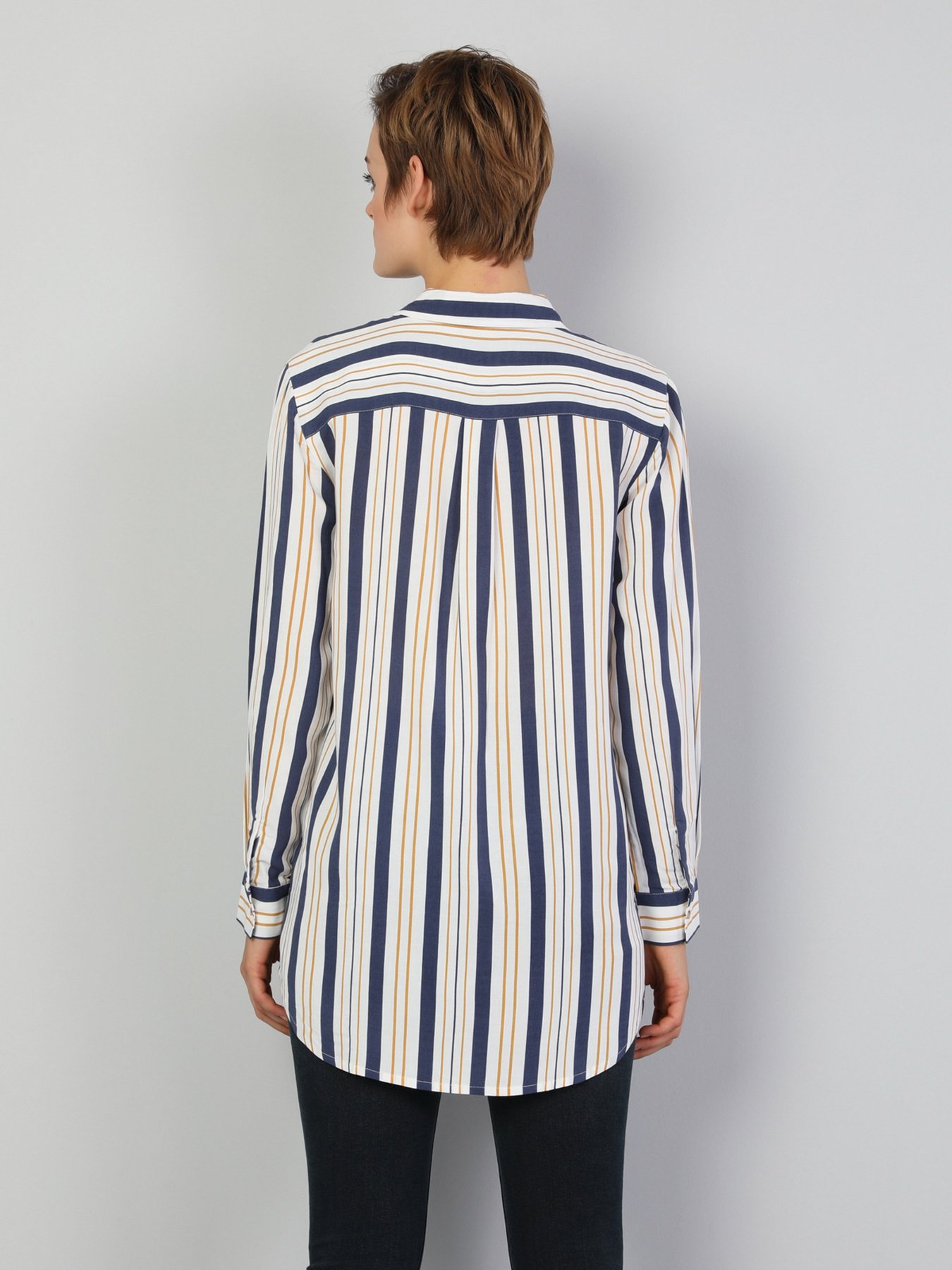 Сорочки Colin’s модель CL1047265OFW Сорочки Colin’s модель CL1047265OFW Фото