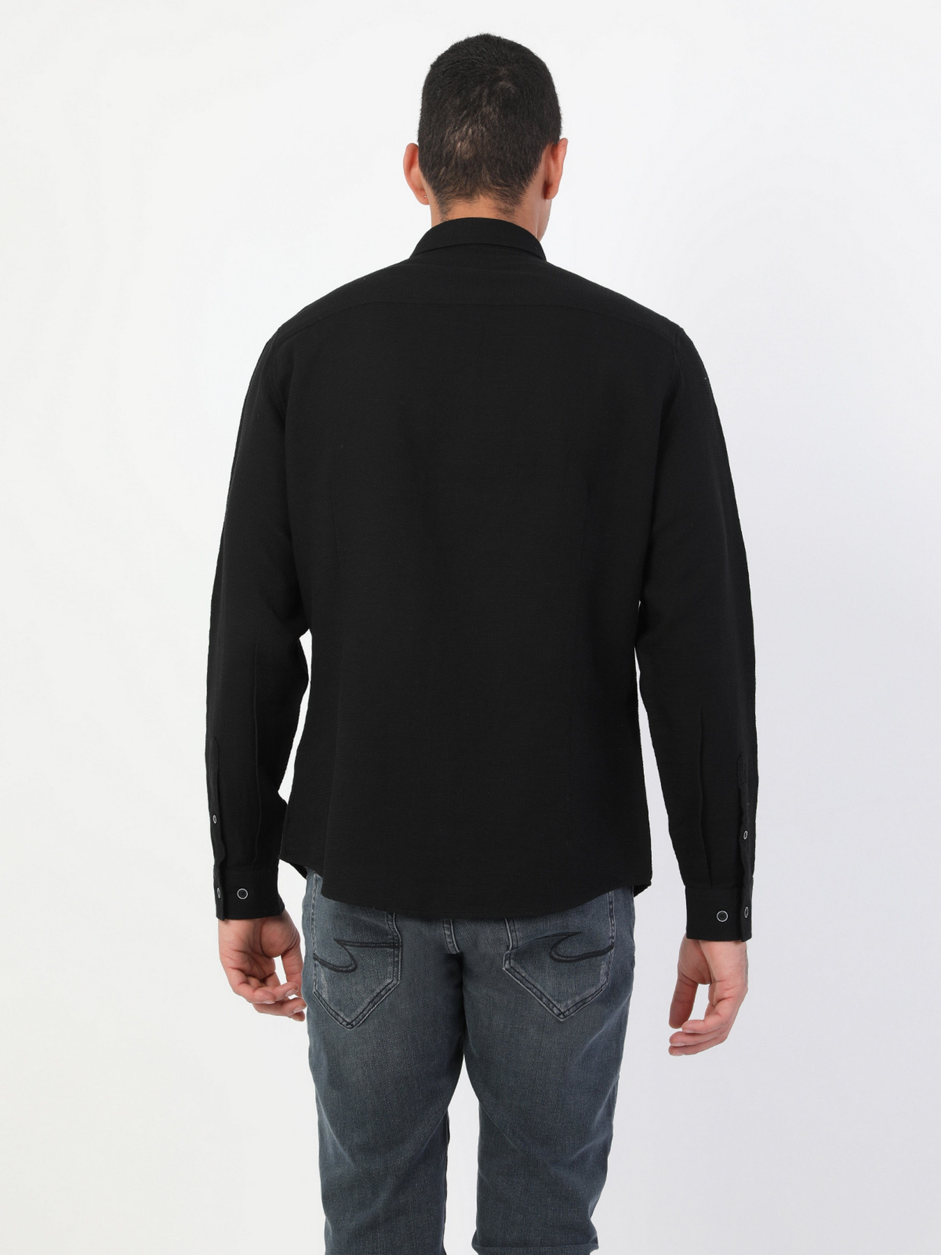 Рубашки Colin’s модель CL1048527BLK Рубашки Colin’s модель CL1048527BLK Фото