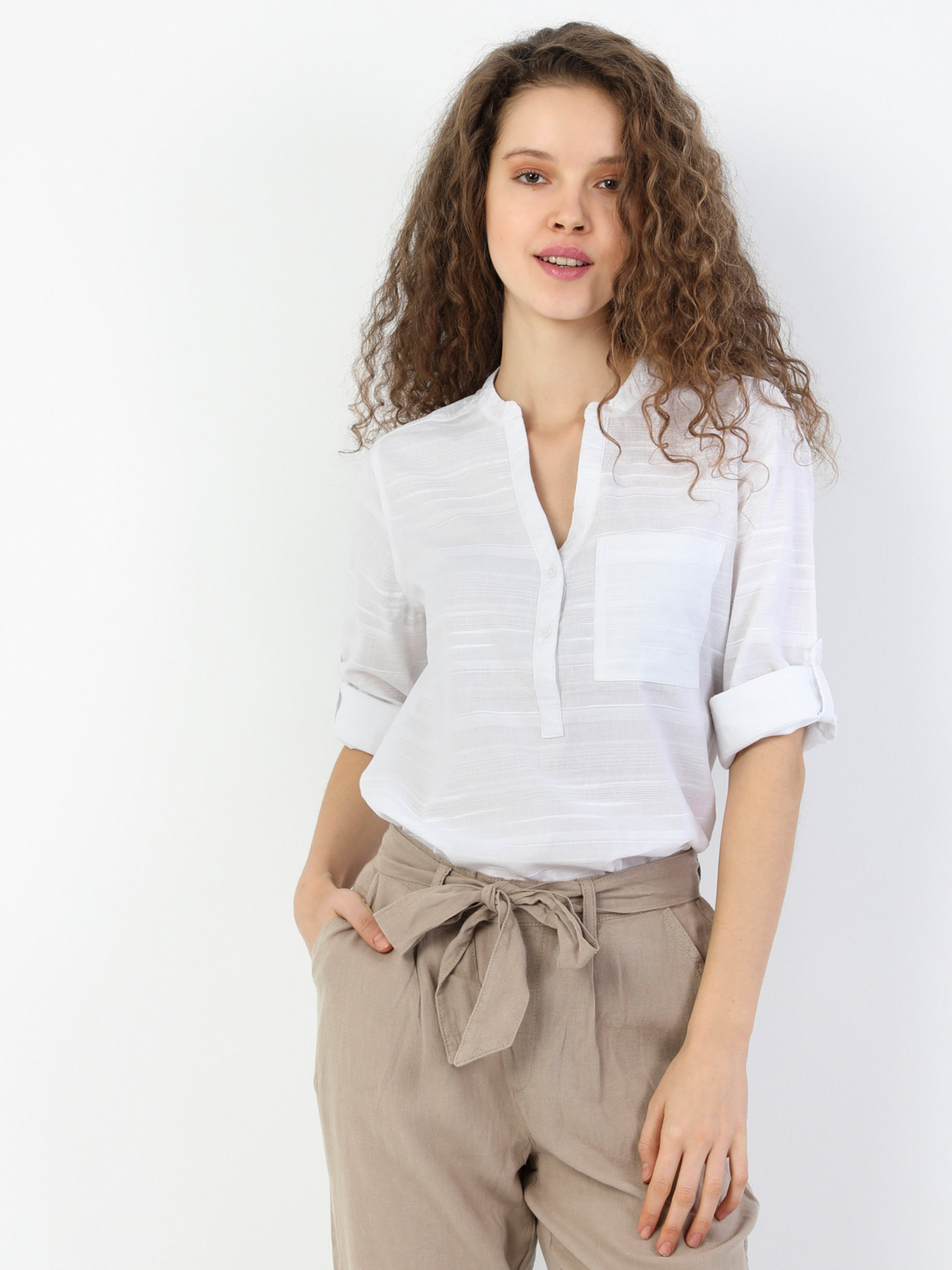 Сорочки Colin’s модель CL1048541WHT Сорочки Colin’s модель CL1048541WHT Фото