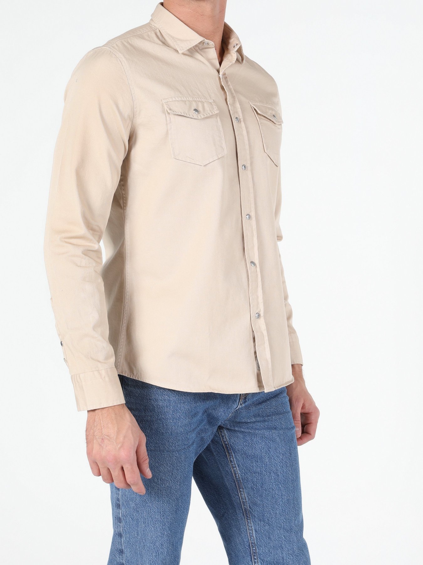 Сорочки Colin’s модель CL1052341BEI Сорочки Colin’s модель CL1052341BEI Фото