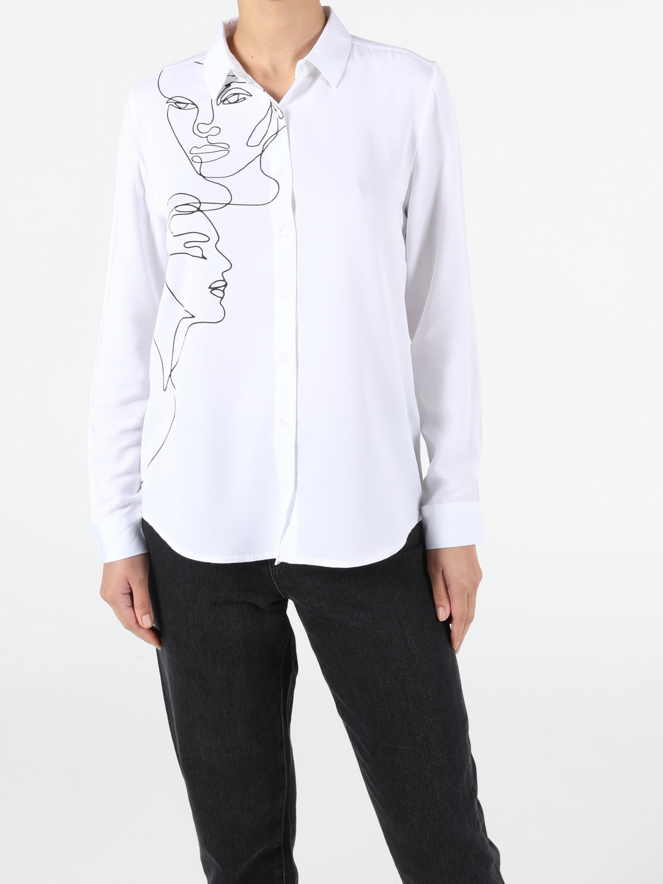Сорочки Colin’s модель CL1053053WHT Сорочки Colin’s модель CL1053053WHT Фото