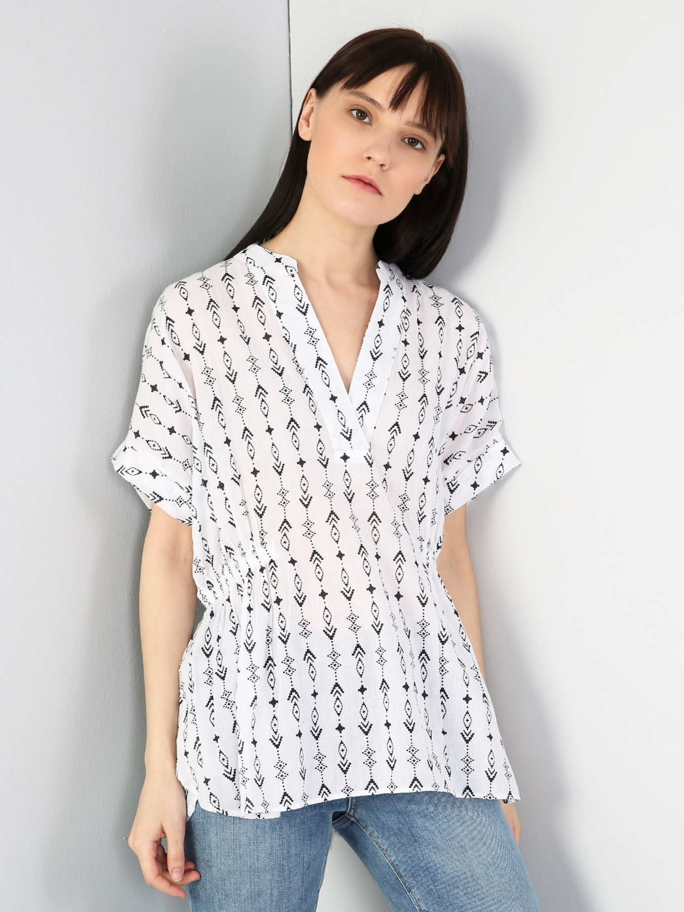 Сорочки Colin’s модель CL1042957WHT Сорочки Colin’s модель CL1042957WHT Фото