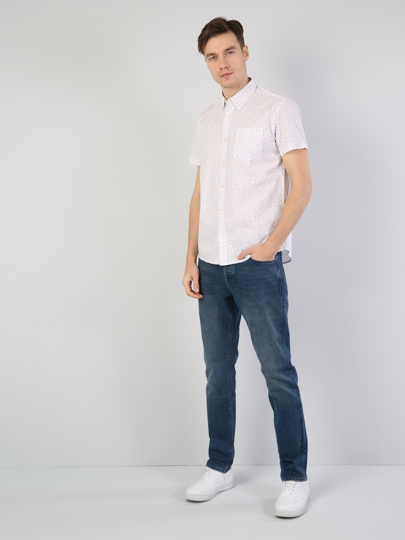 Сорочки Colin’s модель CL1043473WHT Фото