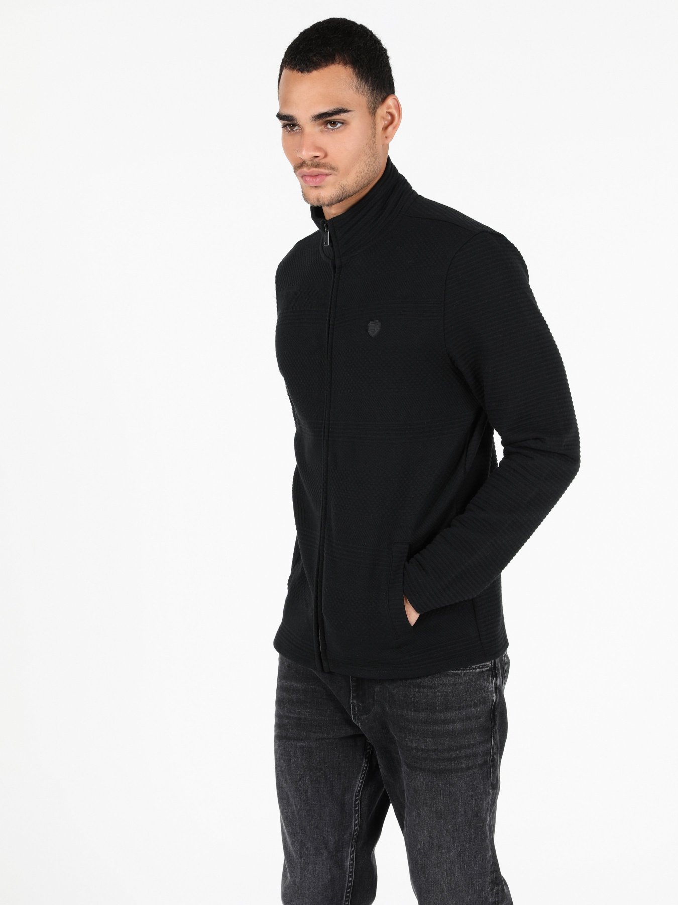 Свитры и кардиганы Colin’s модель CL1050964BLK Свитры и кардиганы Colin’s модель CL1050964BLK Фото