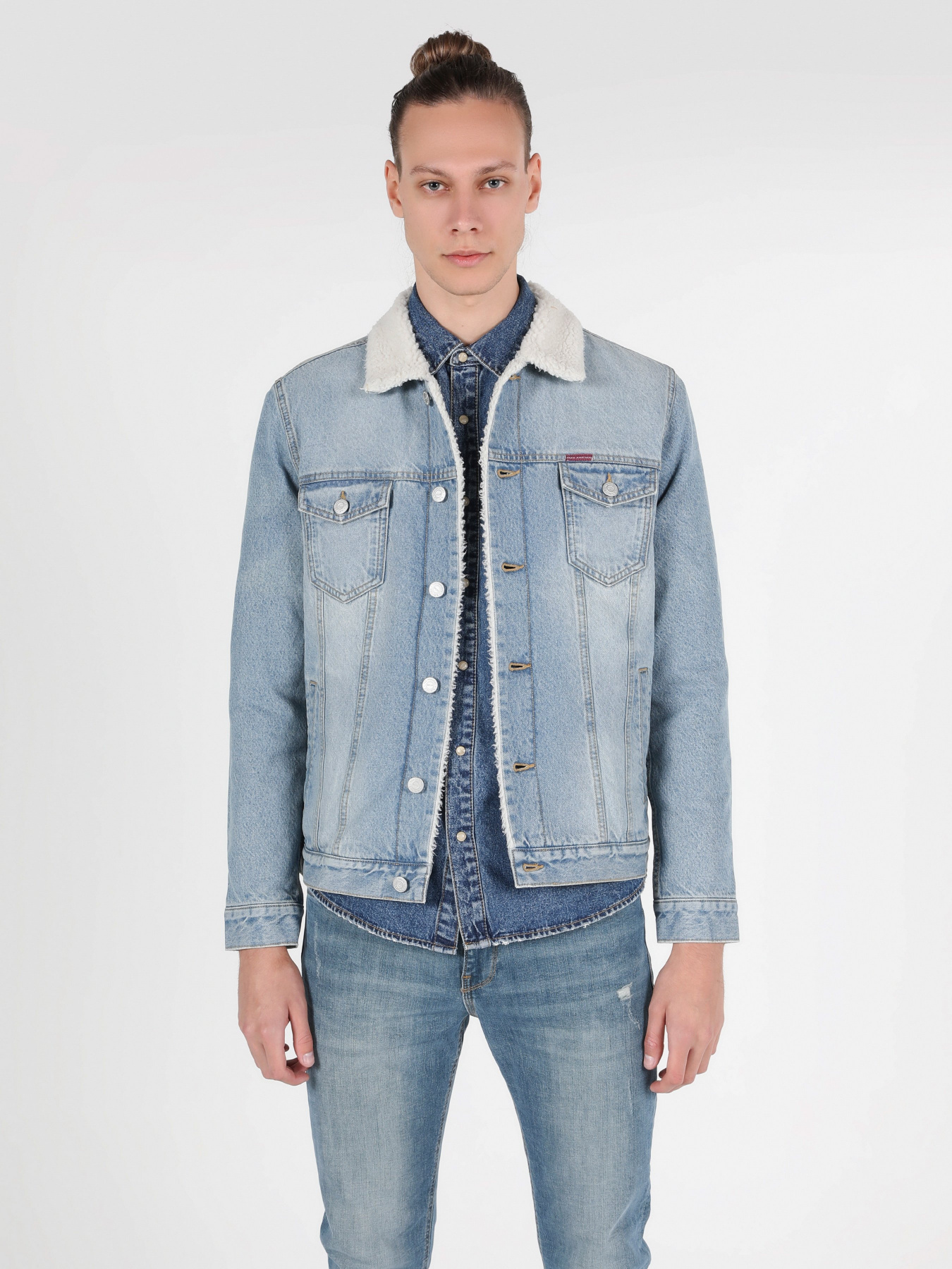 Куртки и дубленки Colin’s модель CL1051277DN03946 Фото