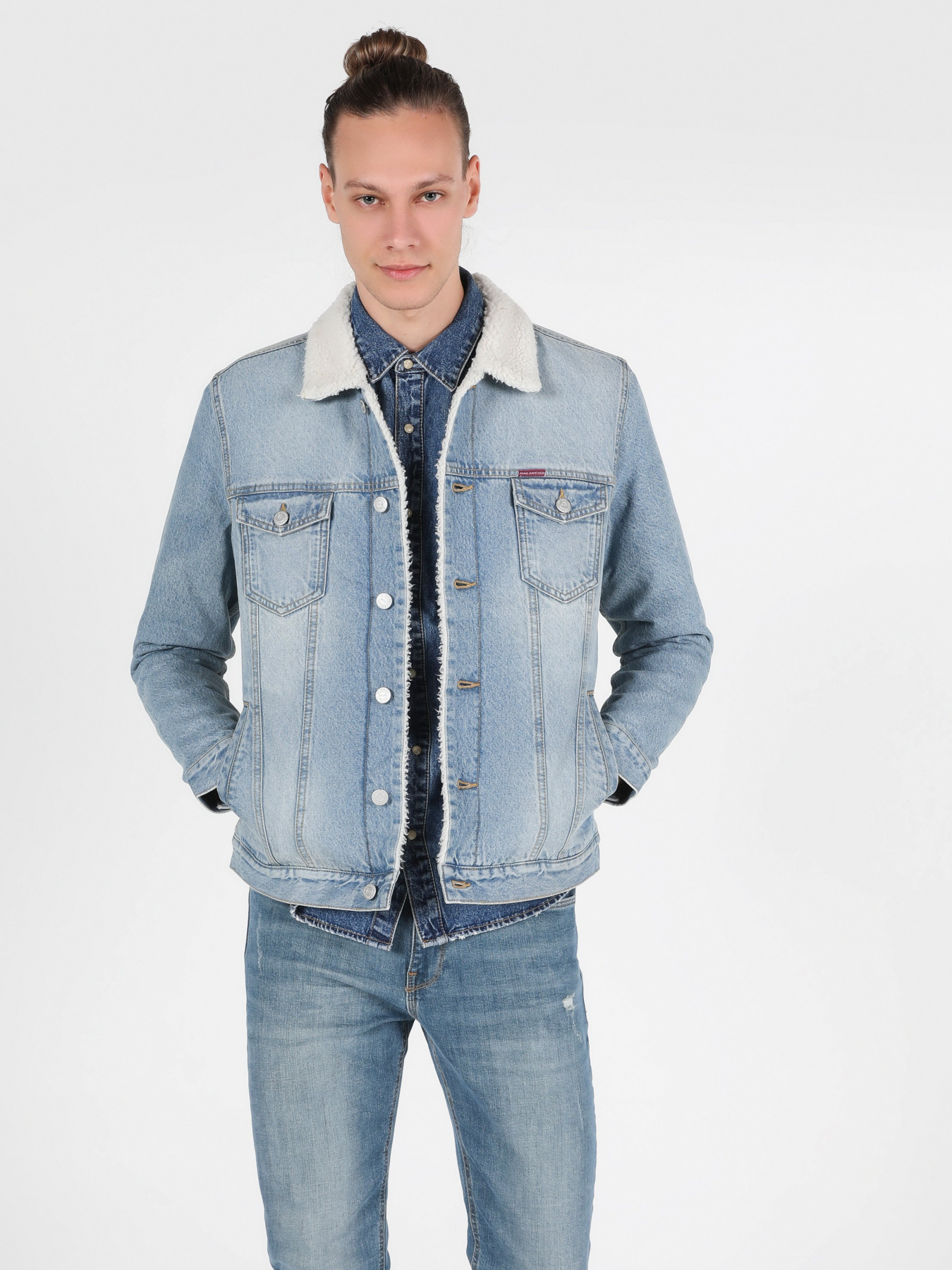 Куртки и дубленки Colin’s модель CL1051277DN03946 Фото