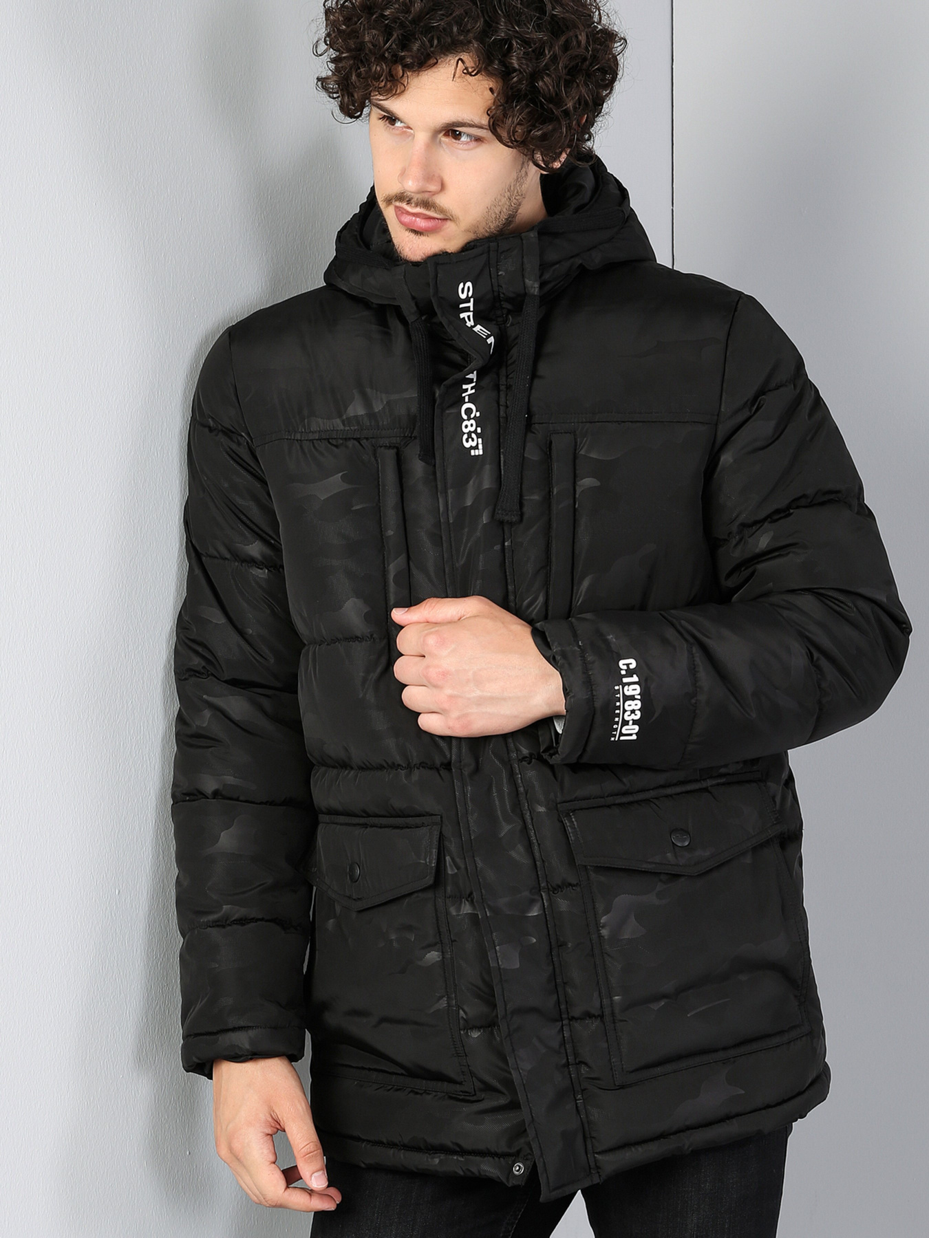 Куртки та дублянки Colin’s модель CL1035965BLK Куртки та дублянки Colin’s модель CL1035965BLK Фото