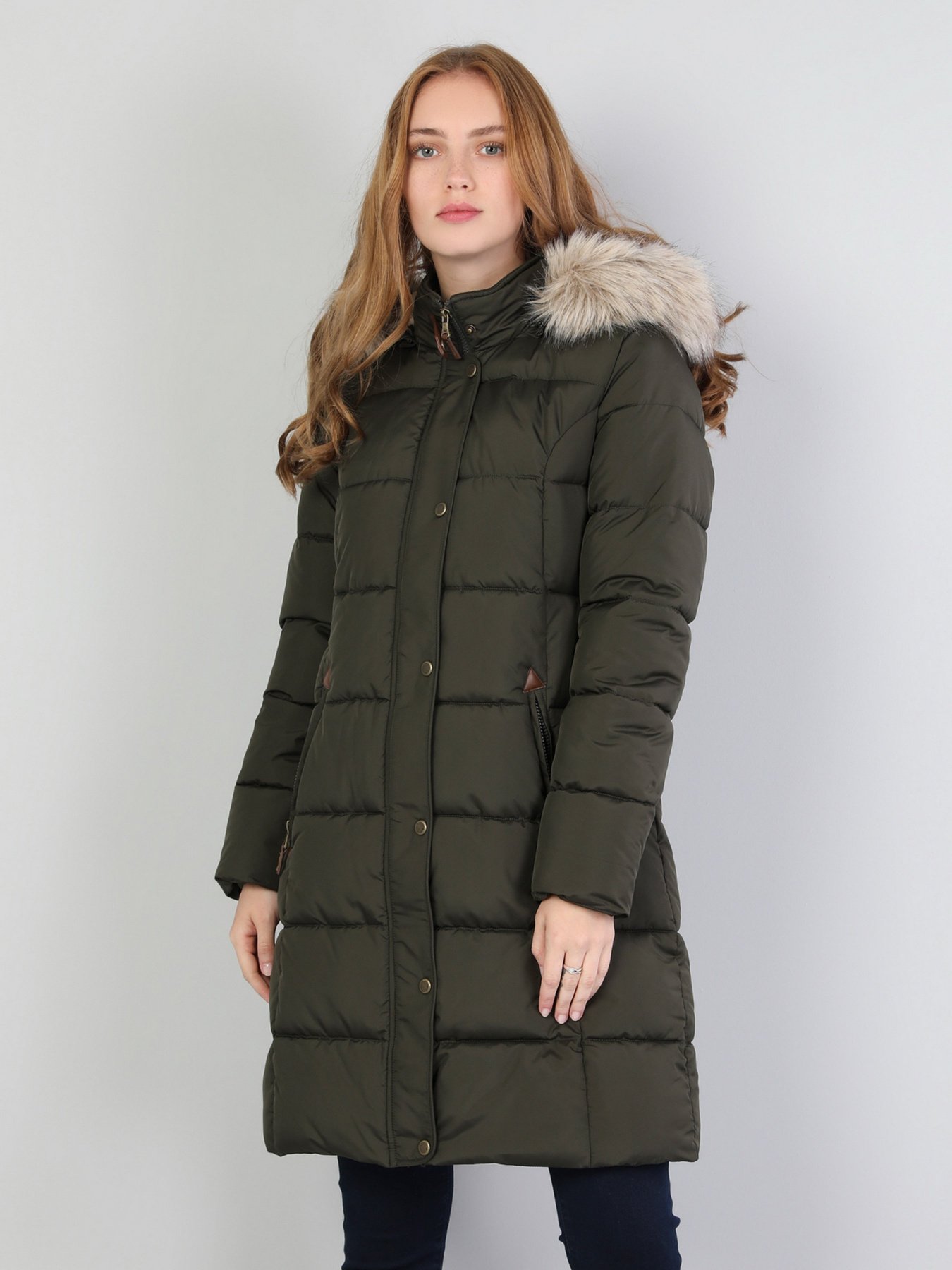 Куртки и дубленки Colin’s модель CL1044437KHA Куртки и дубленки Colin’s модель CL1044437KHA Фото