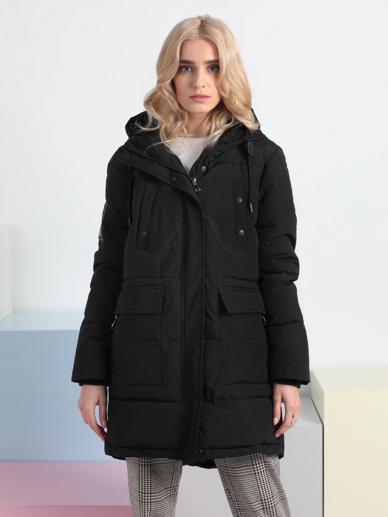 Пальто и плащи Colin’s модель CL1045123BLK Пальто и плащи Colin’s модель CL1045123BLK Фото