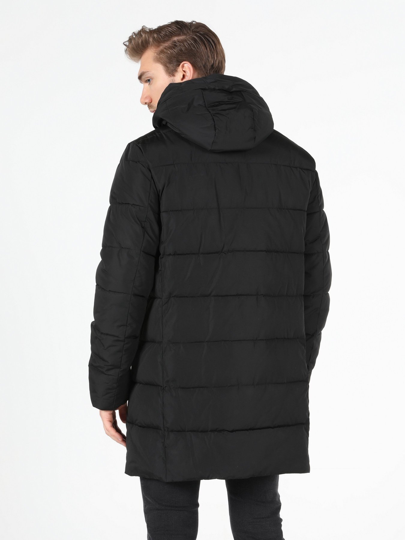 Куртки и дубленки Colin’s модель CL1047519BLK Куртки и дубленки Colin’s модель CL1047519BLK Фото