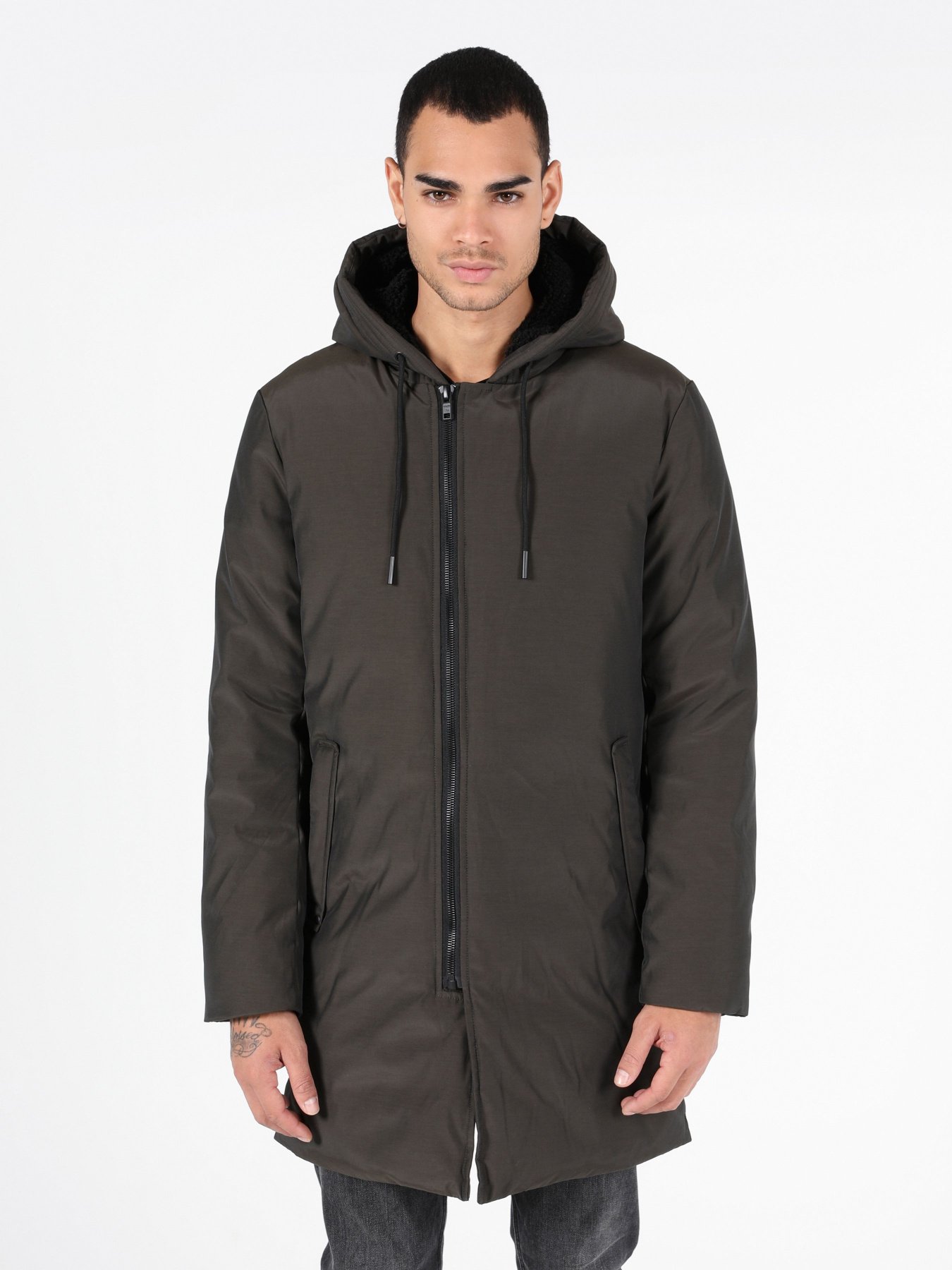Куртки и дубленки Colin’s модель CL1051118DKH Куртки и дубленки Colin’s модель CL1051118DKH Фото