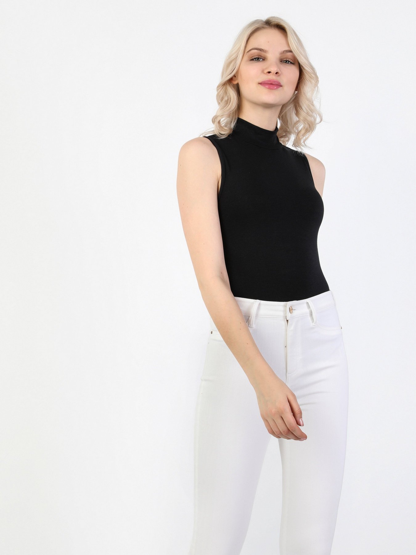 Одежда для дома и сна Colin’s модель CL1048386BLK Фото