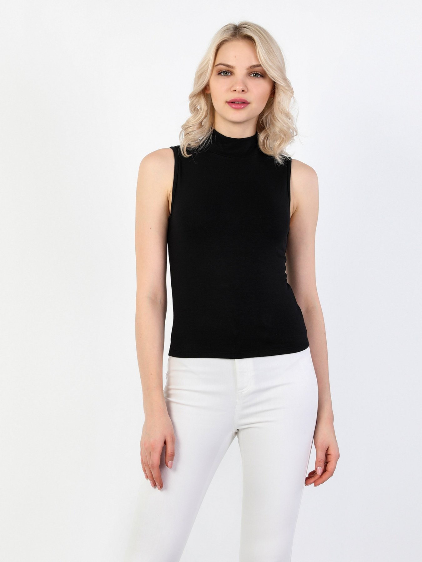 Одежда для дома и сна Colin’s модель CL1048386BLK Фото