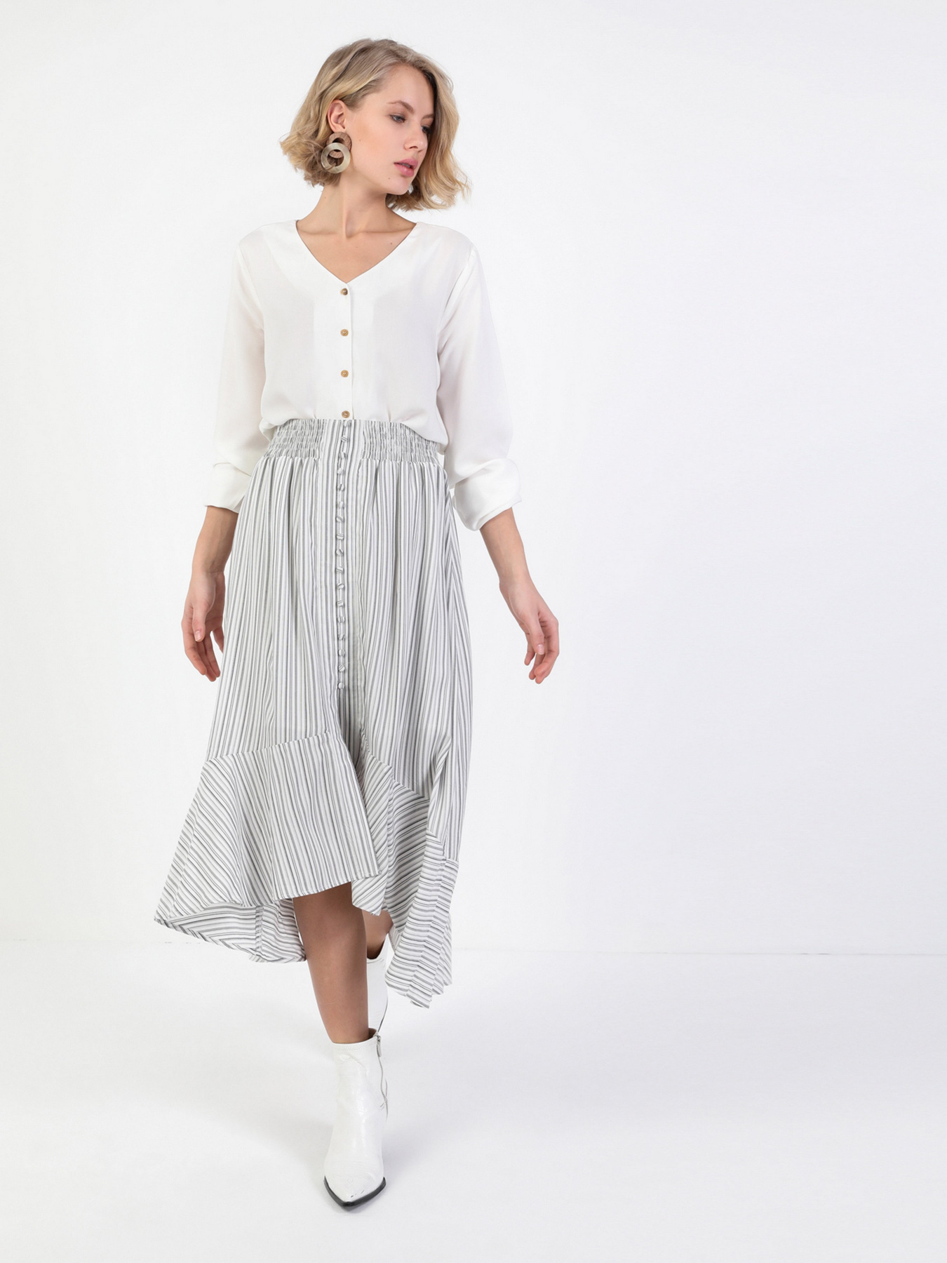 Юбки Colin’s модель CL1049525OFW Юбки Colin’s модель CL1049525OFW Фото