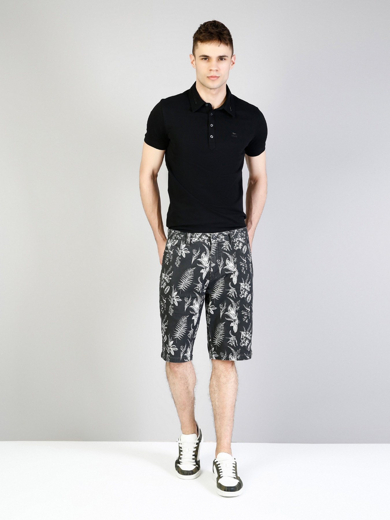 Шорты Colin’s модель CL1033268BLK Фото