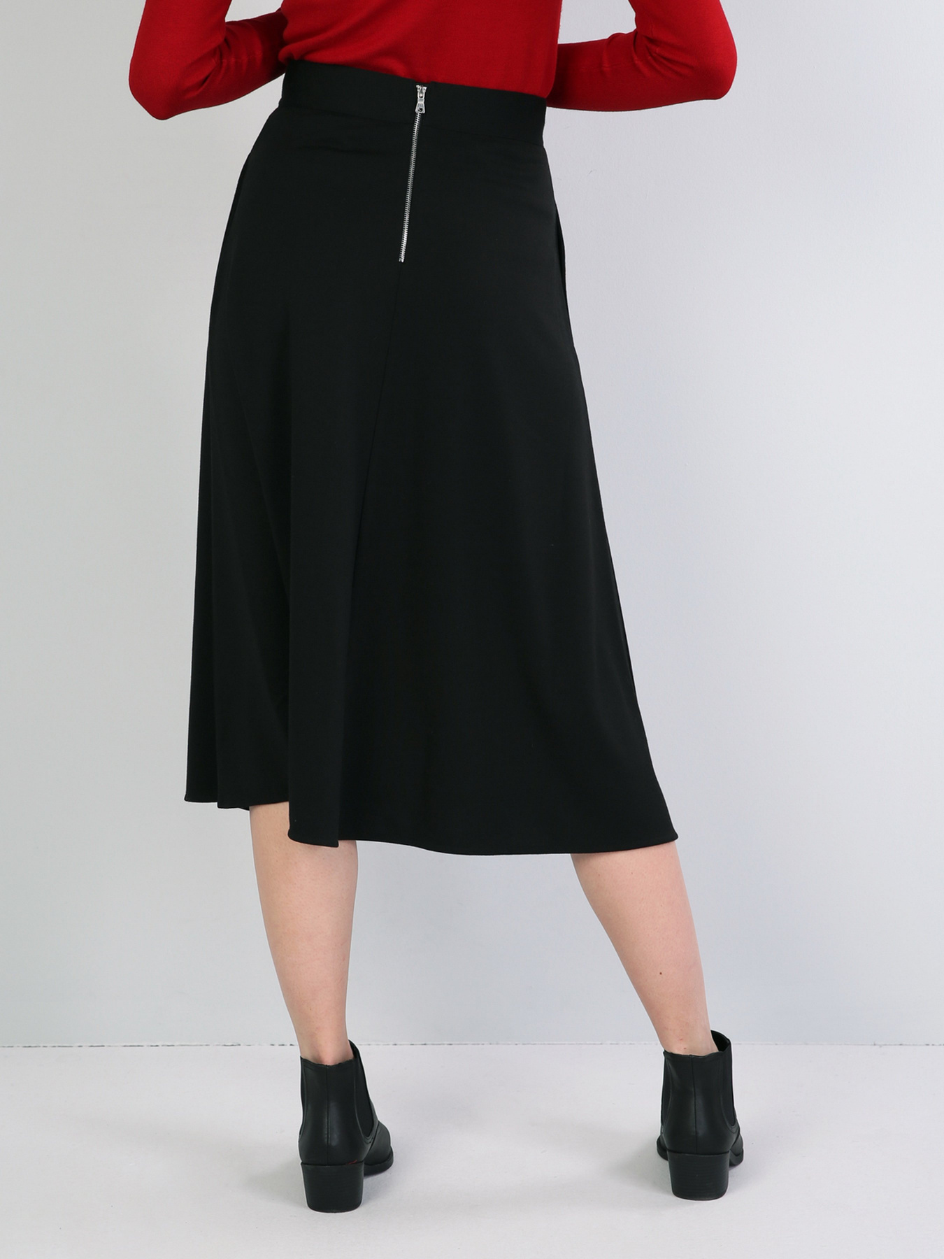 Юбки Colin’s модель CL1044921BLK Юбки Colin’s модель CL1044921BLK Фото
