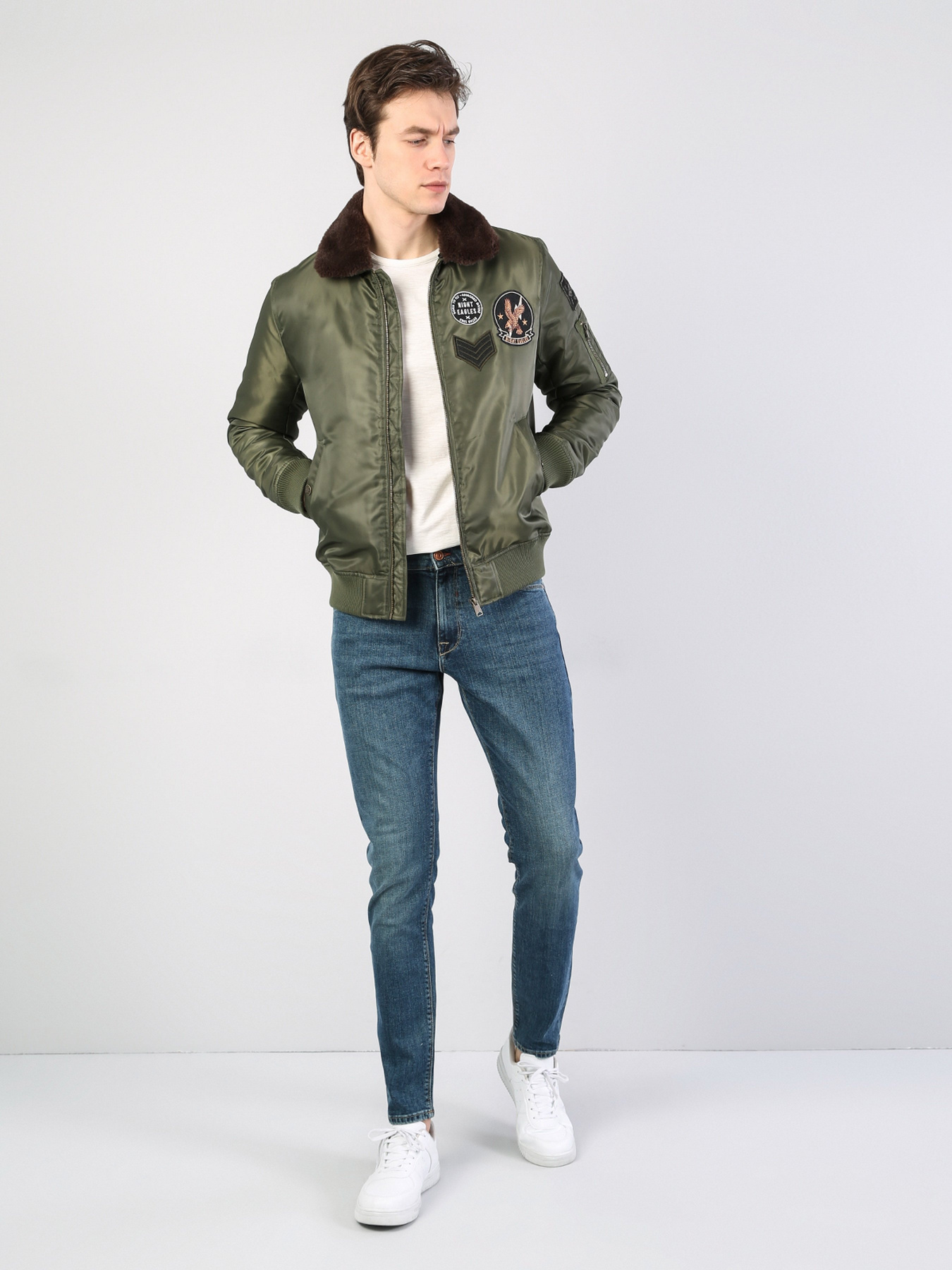 Куртки и дубленки Colin’s модель CL1034800GRN Куртки и дубленки Colin’s модель CL1034800GRN Фото