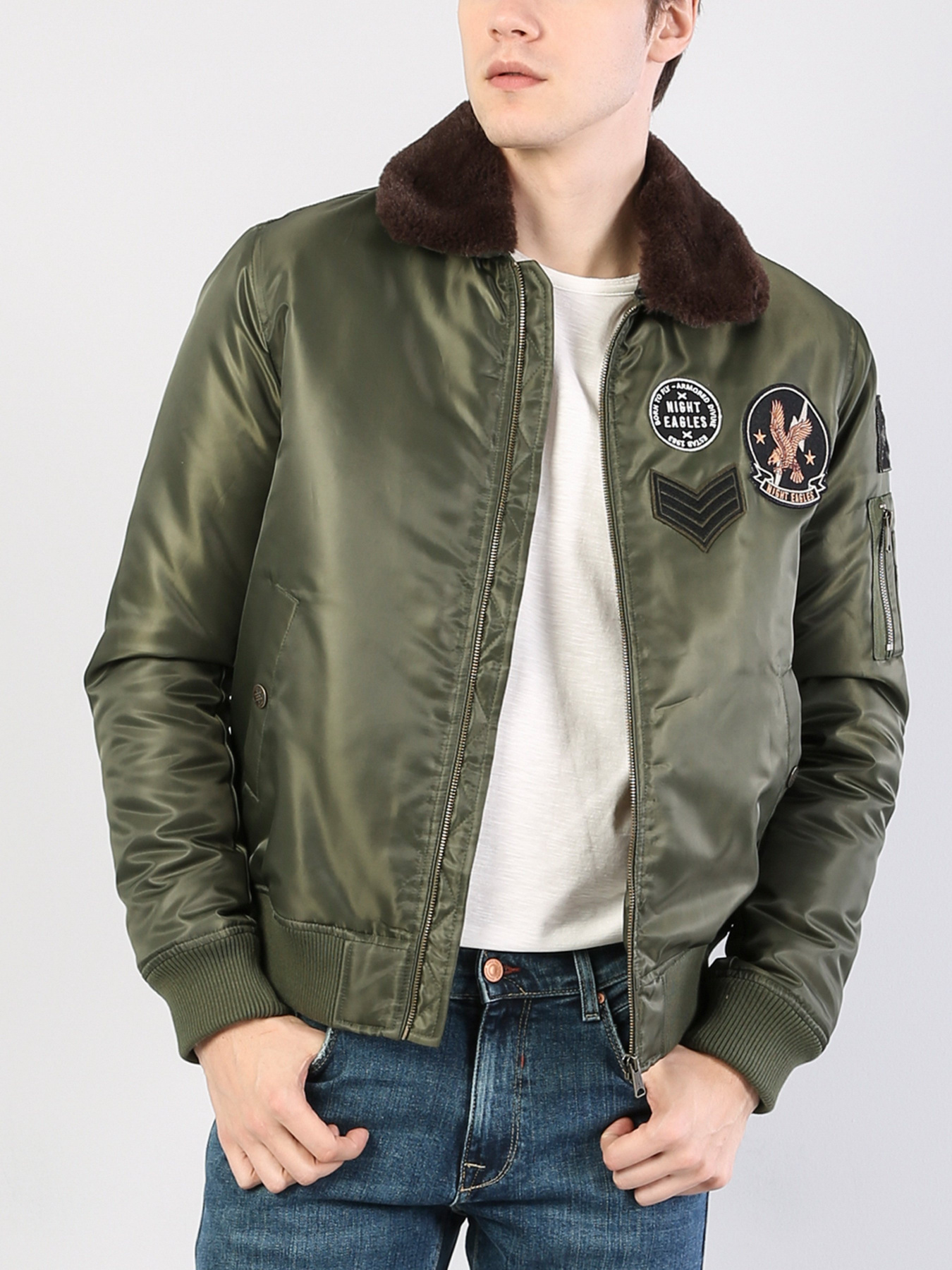 Куртки и дубленки Colin’s модель CL1034800GRN Куртки и дубленки Colin’s модель CL1034800GRN Фото