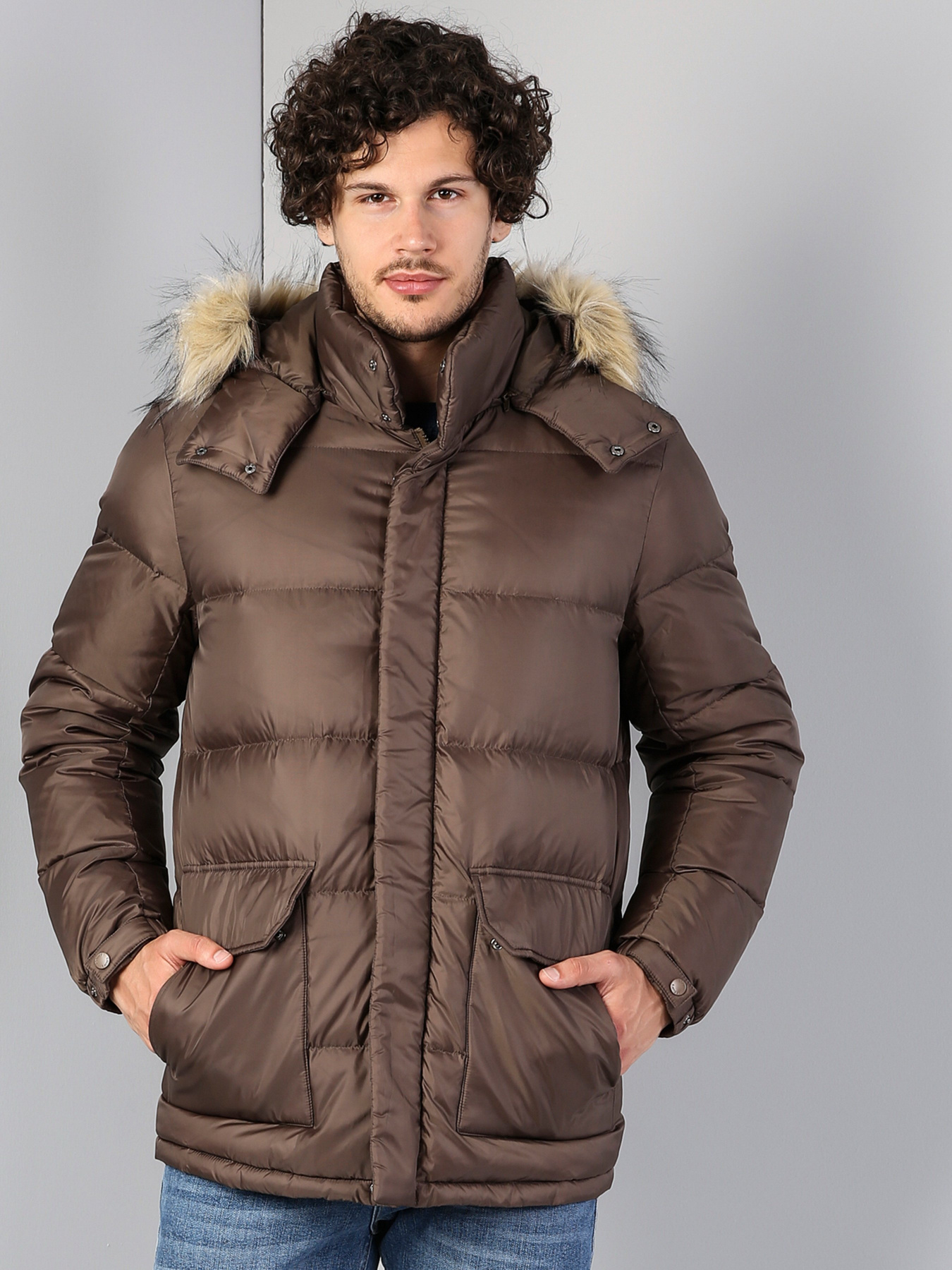 Куртки и дубленки Colin’s модель CL1036064DBG Куртки и дубленки Colin’s модель CL1036064DBG Фото