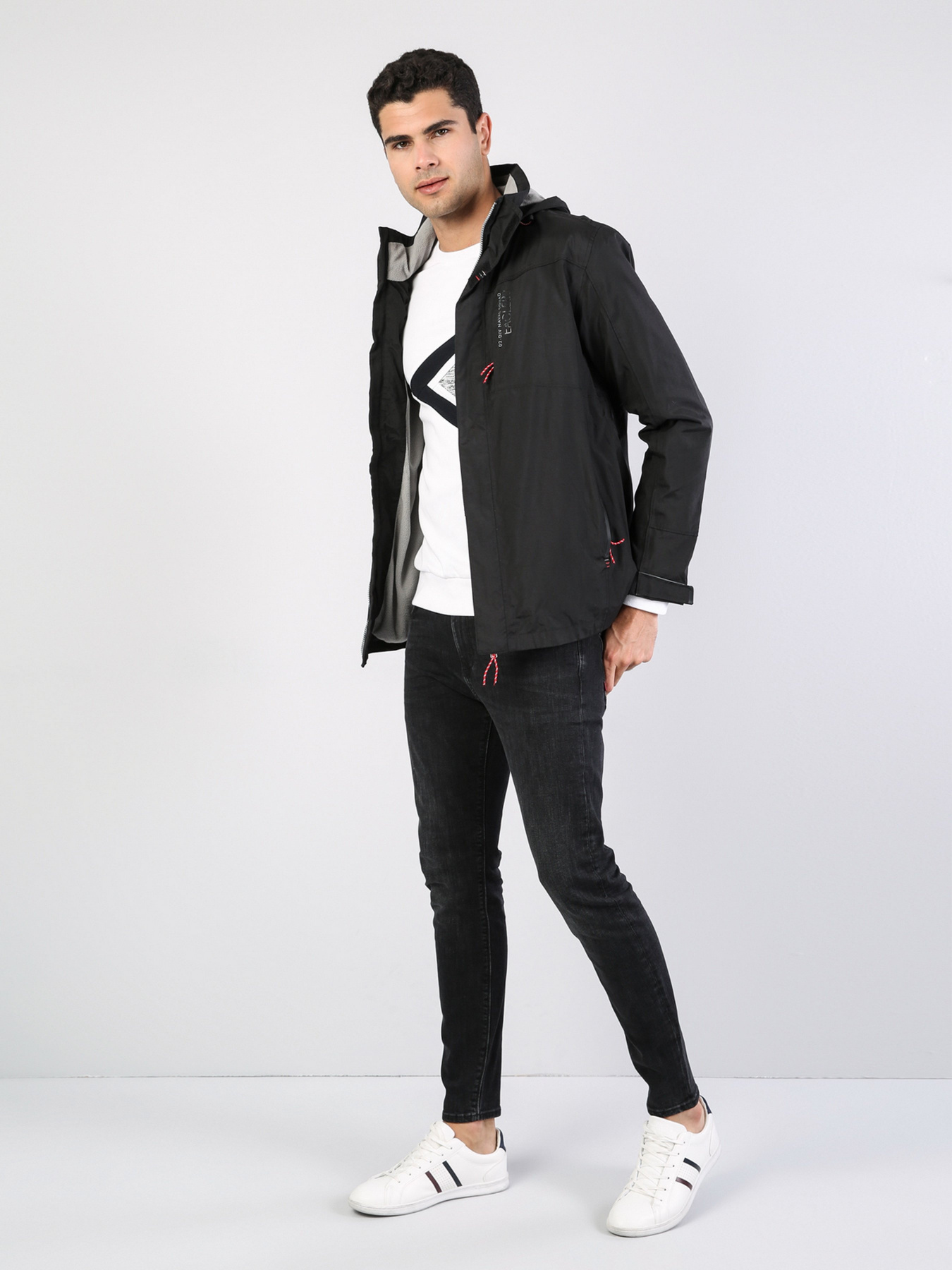 Куртки та дублянки Colin’s модель CL1037004BLK Куртки та дублянки Colin’s модель CL1037004BLK Фото