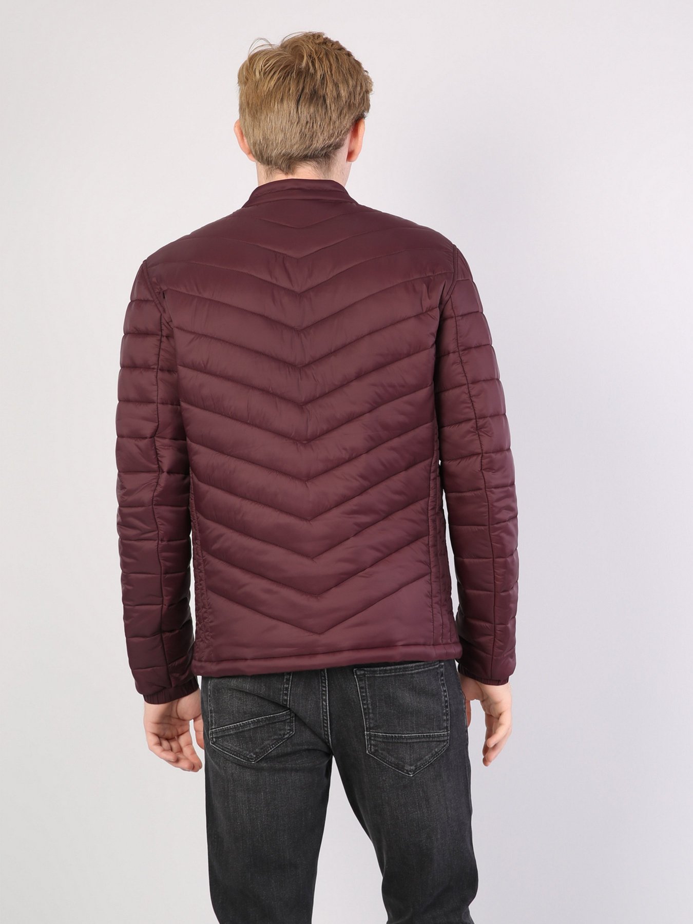 Куртки та дублянки Colin’s модель CL1041547BRD Куртки та дублянки Colin’s модель CL1041547BRD Фото
