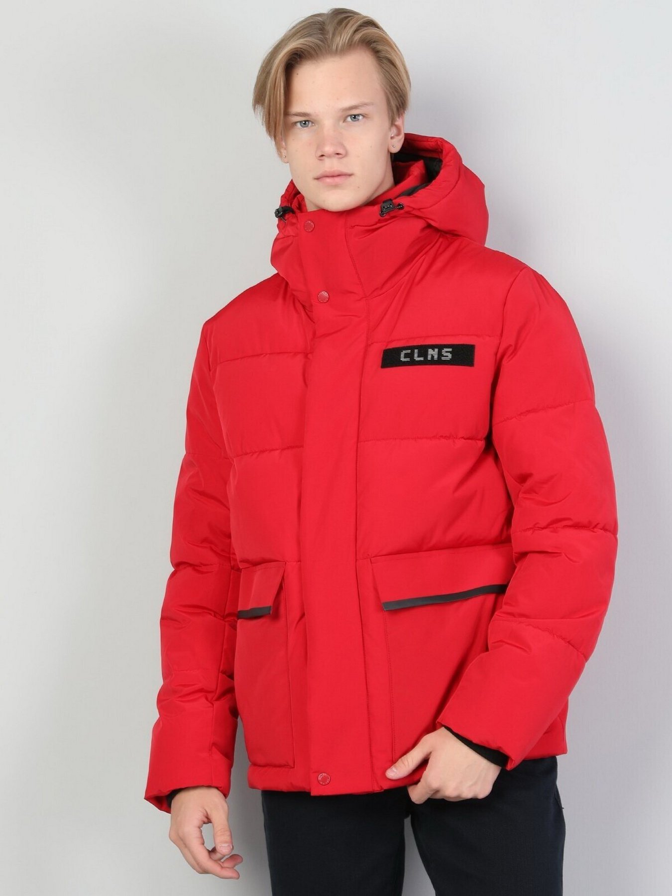 Куртки и дубленки Colin’s модель CL1045259RED Куртки и дубленки Colin’s модель CL1045259RED Фото