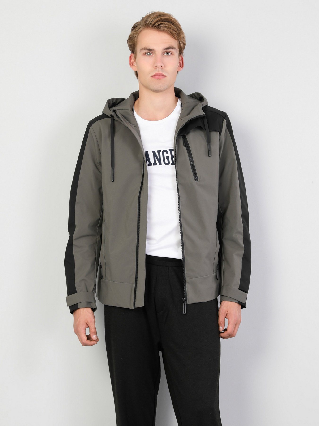 Куртки та дублянки Colin’s модель CL1046887KHA Куртки та дублянки Colin’s модель CL1046887KHA Фото