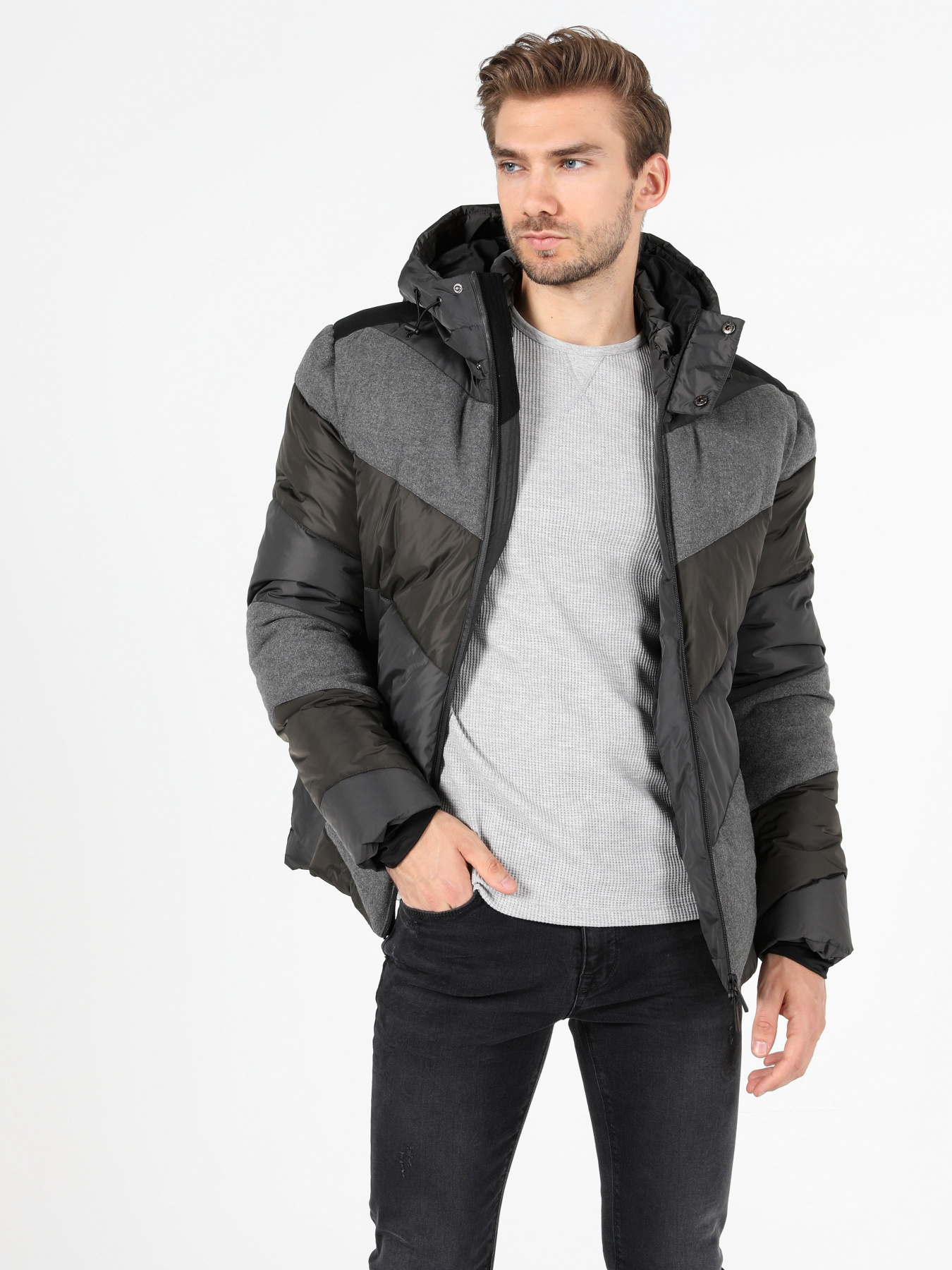 Куртки та дублянки Colin’s модель CL1051051GRA Фото