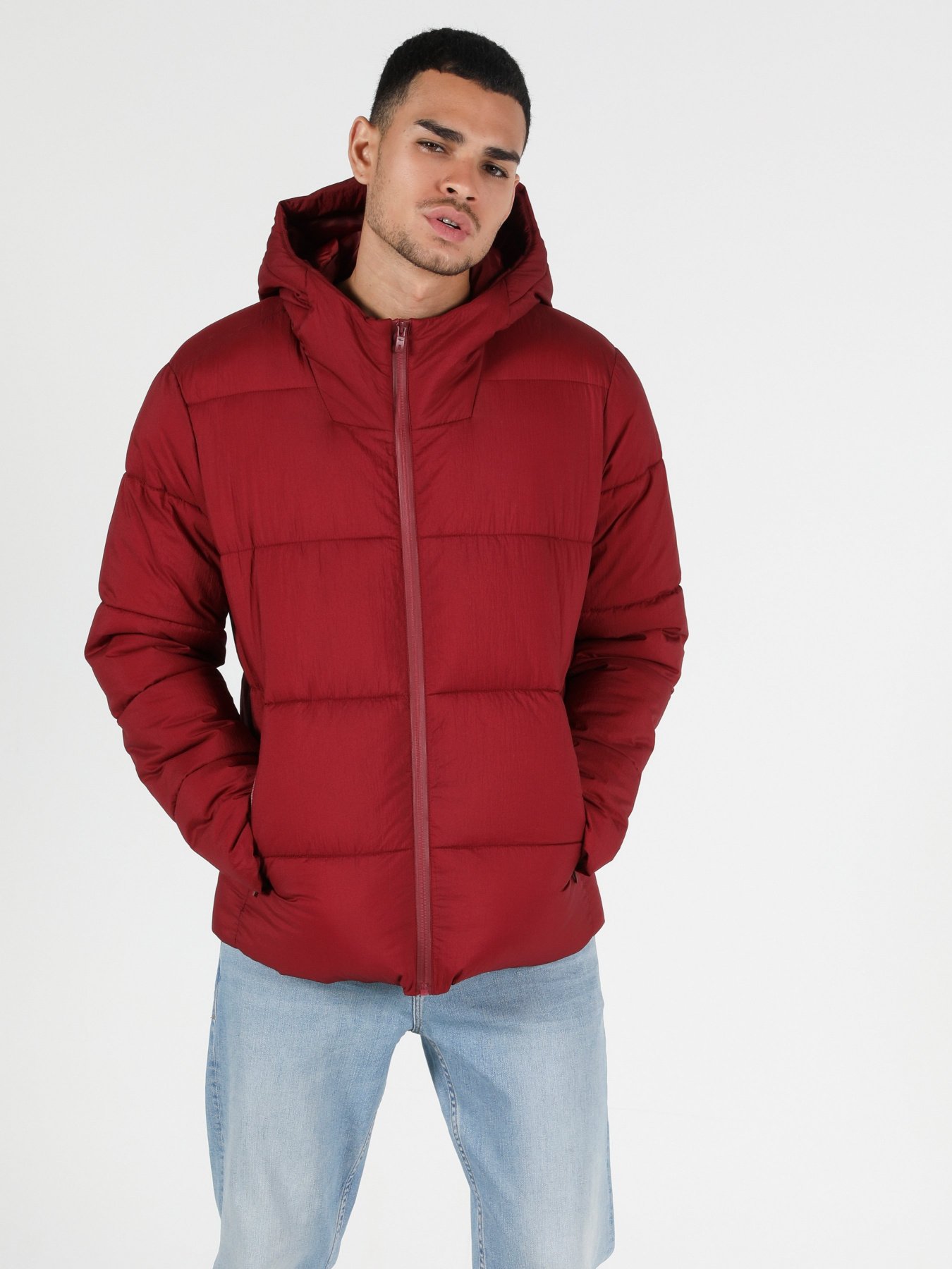 Куртки та дублянки Colin’s модель CL1051259RED Куртки та дублянки Colin’s модель CL1051259RED Фото