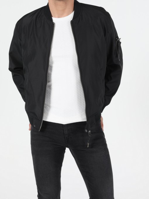Куртки та дублянки Colin’s модель CL1053015BLK Фото