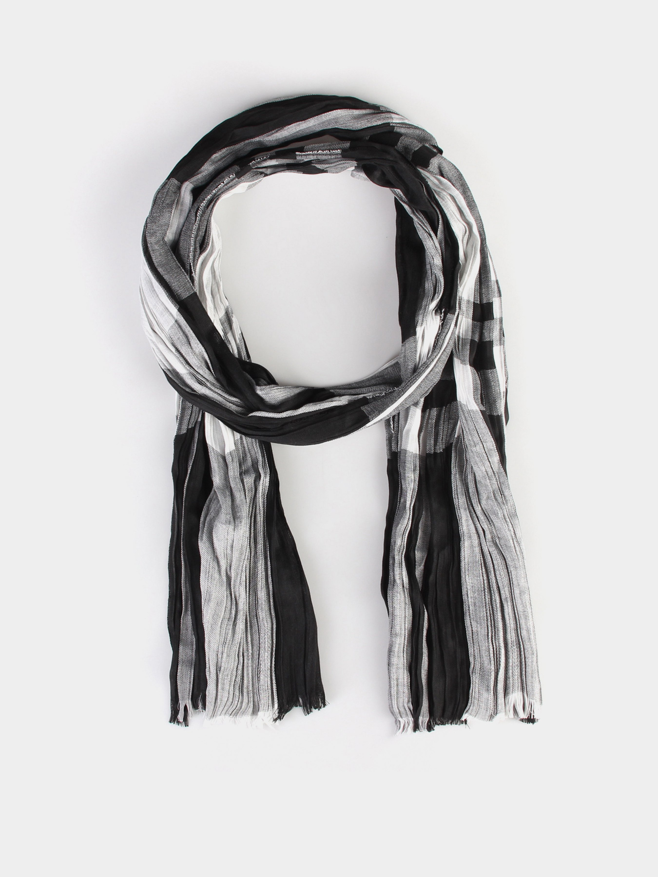 Шарфы и платки Colin’s модель CL1035411BLK Шарфы и платки Colin’s модель CL1035411BLK Фото